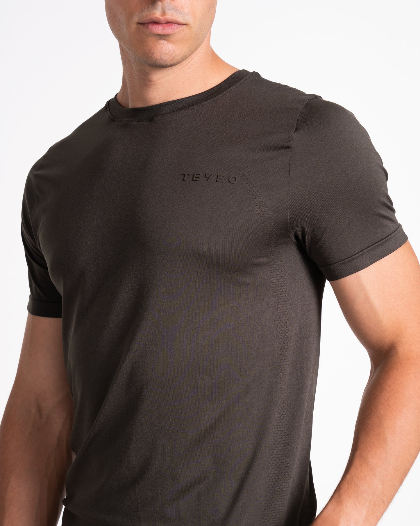 Pace Fitted T-Shirt ‘Khaki’