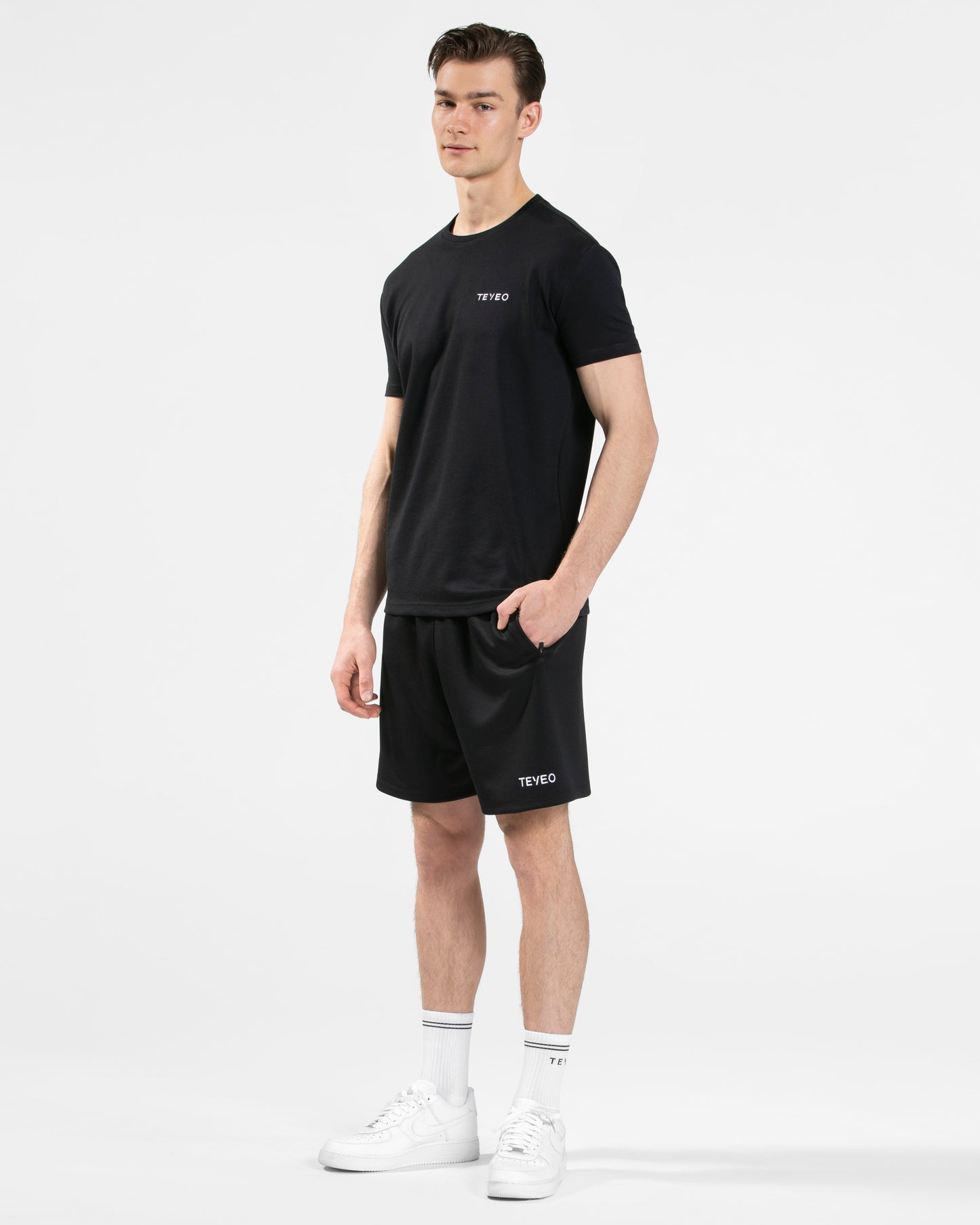 Arrival Fitted T-Shirt ‘Black’