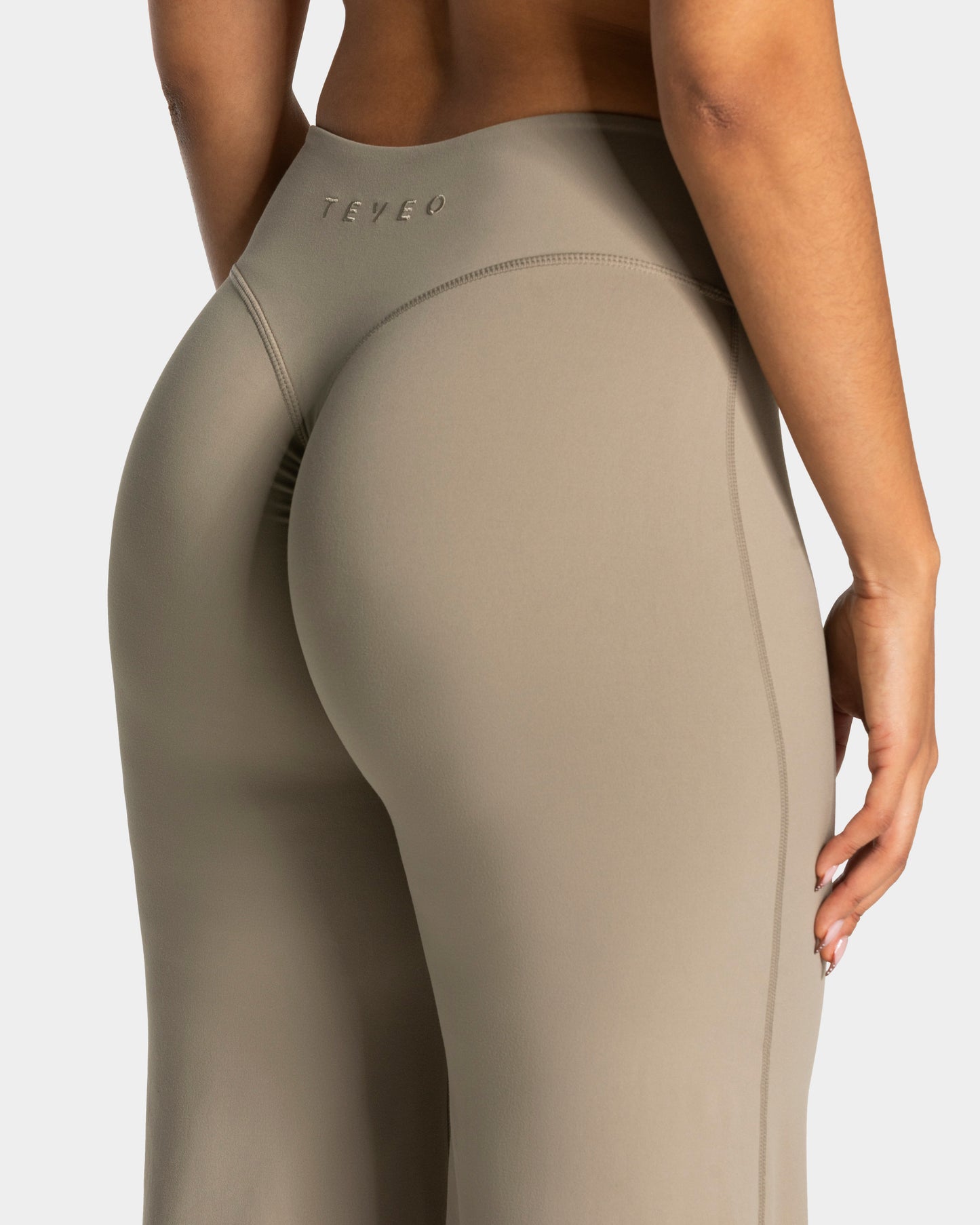 Charming Pro Scrunch Straight Leg Pants ‘Khaki’