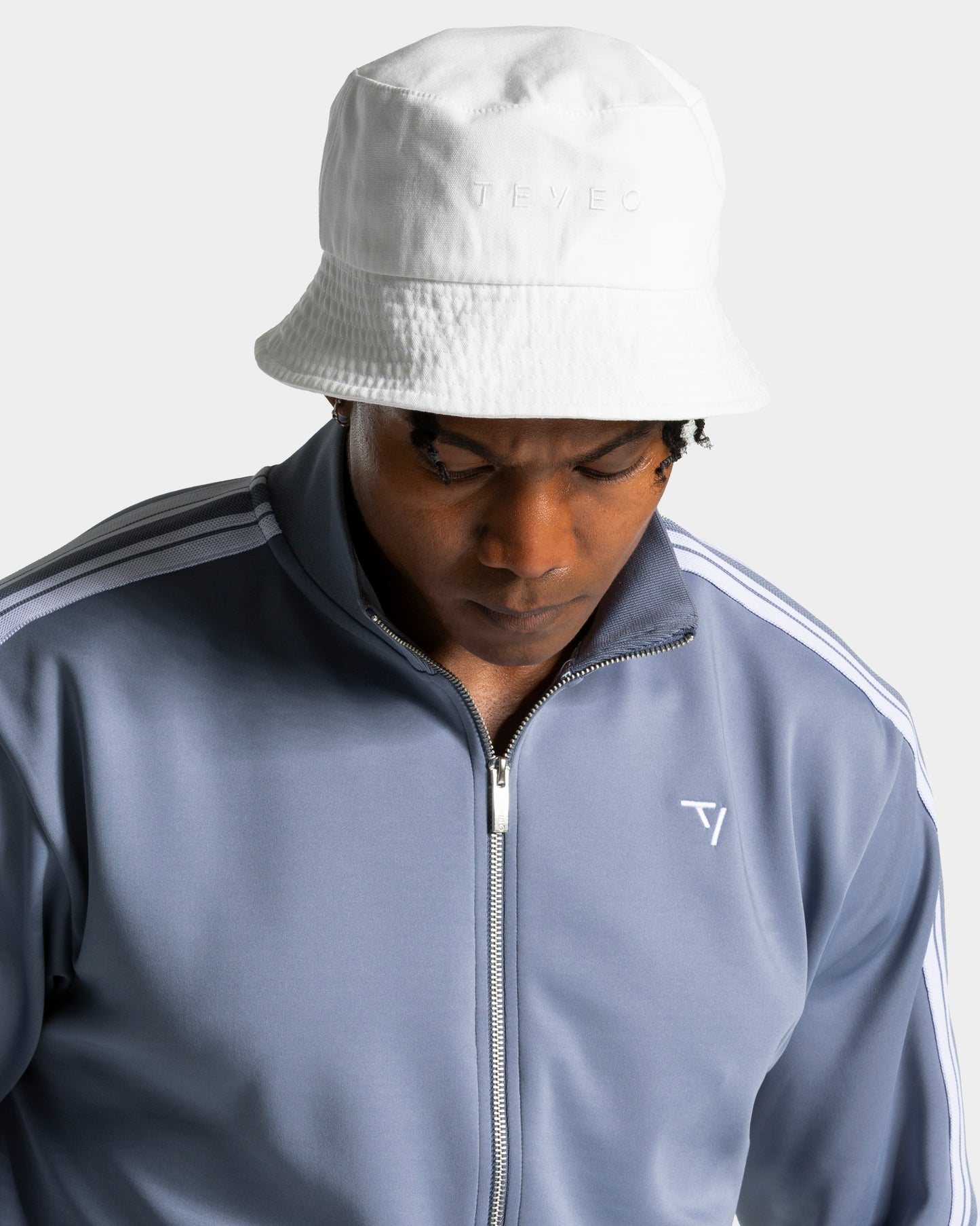 Club Bucket Hat ‘Off White’