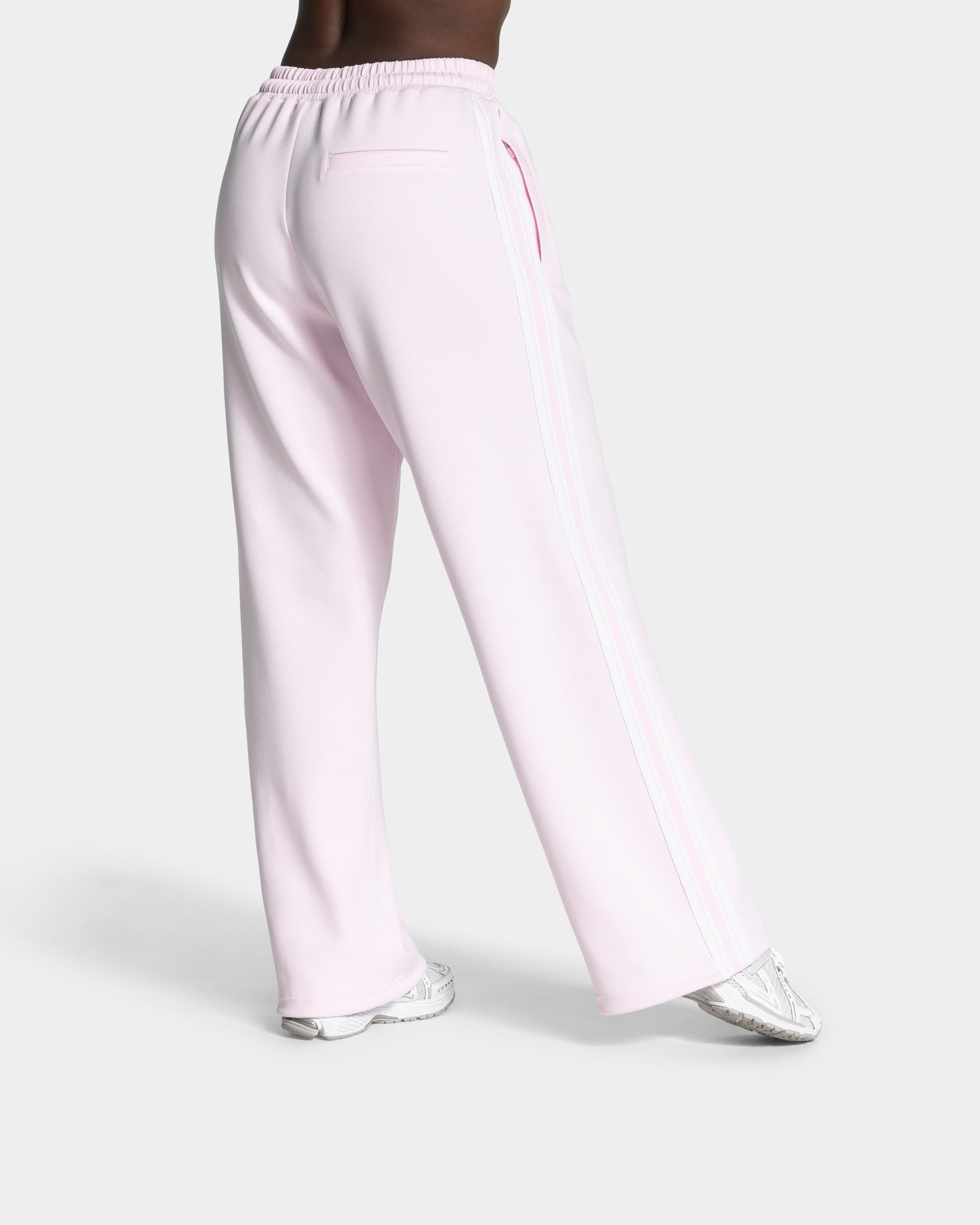 Club Straight Leg Joggers ‘Blossom’