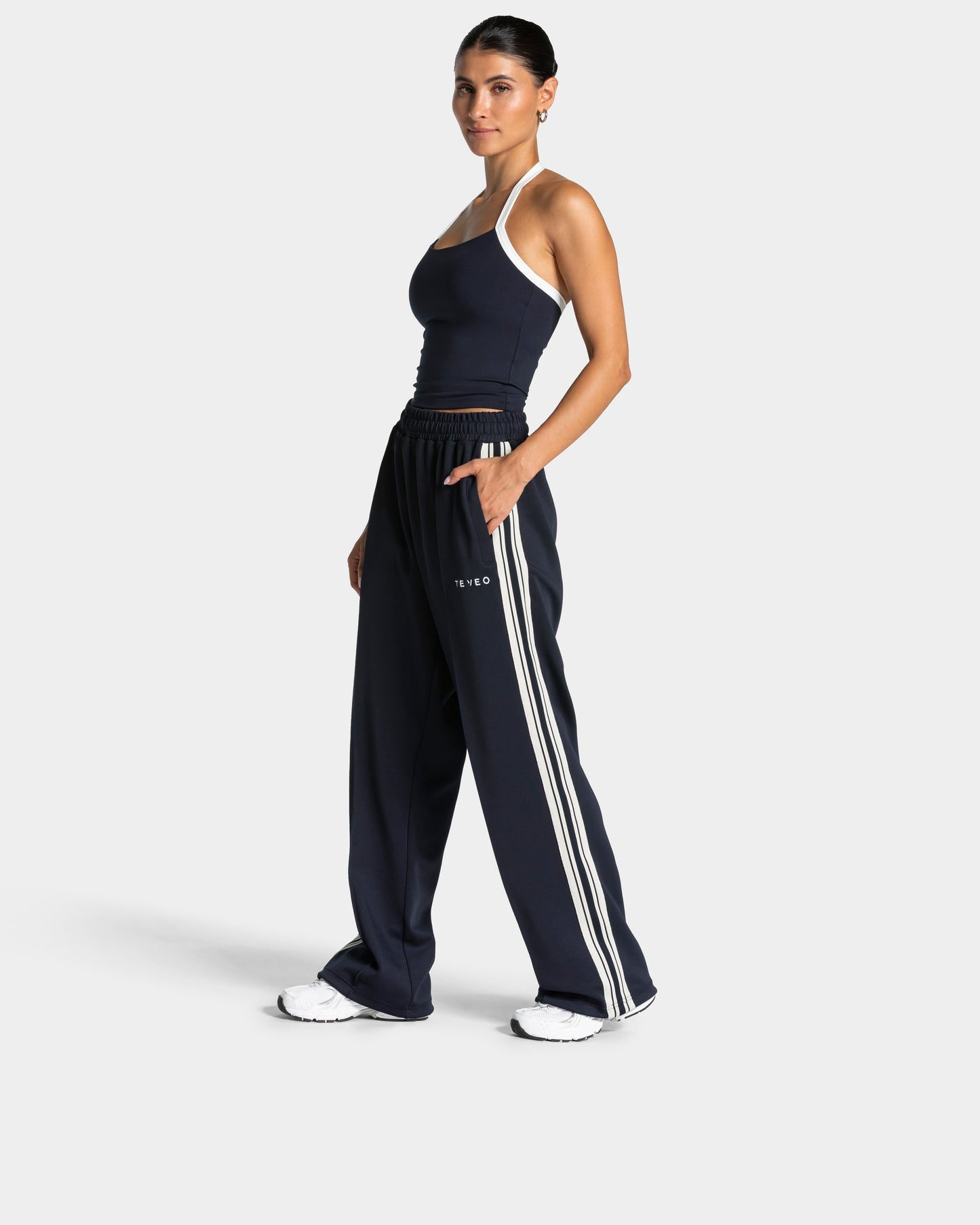 Club Straight Leg Joggers ‘Midnight’