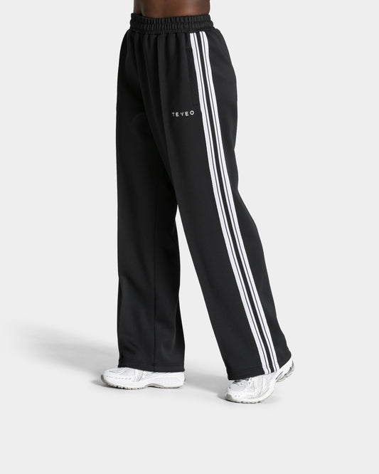 Club Straight Leg Joggers ‘Black’