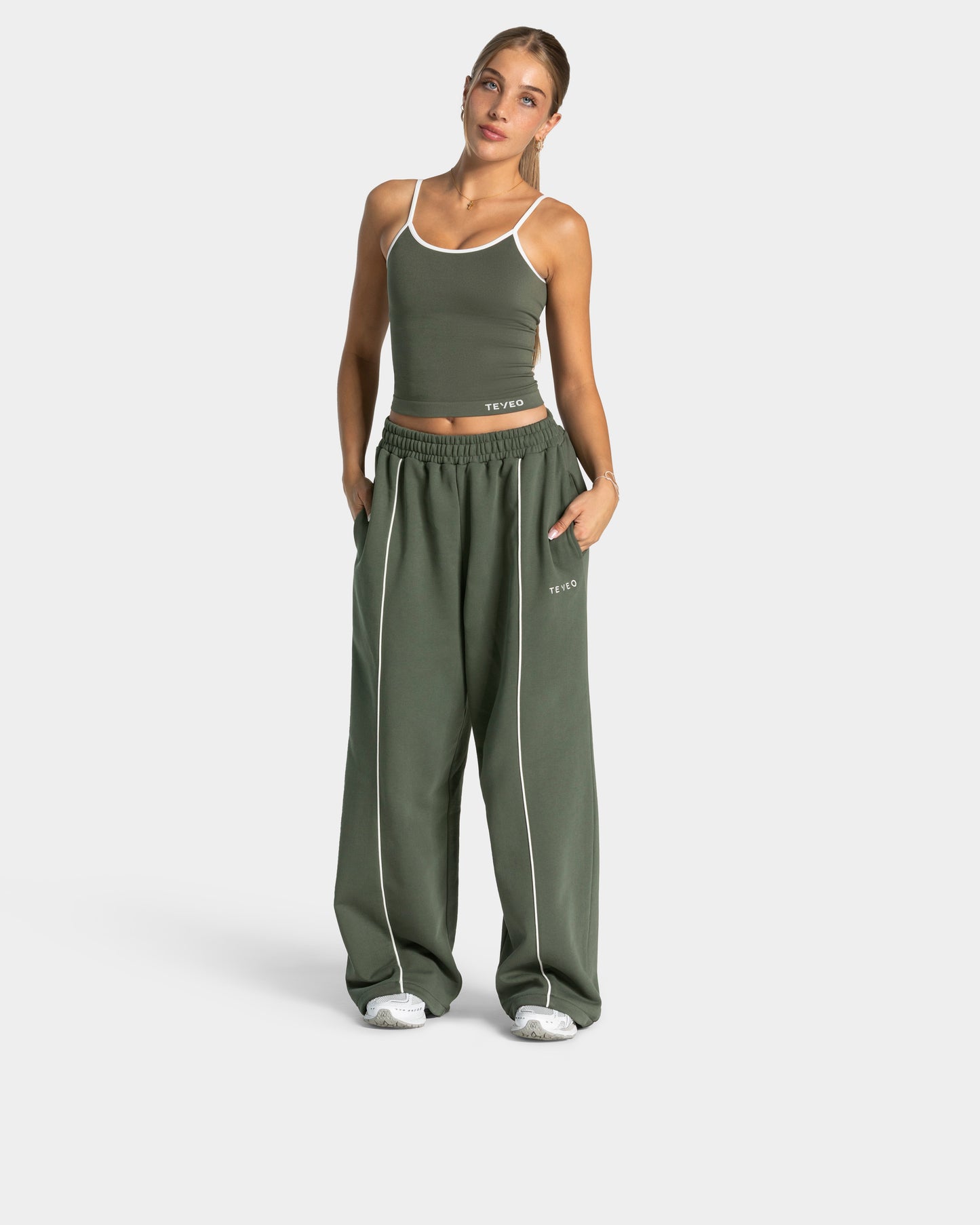 Contrastline Cami Top ‘Khaki’
