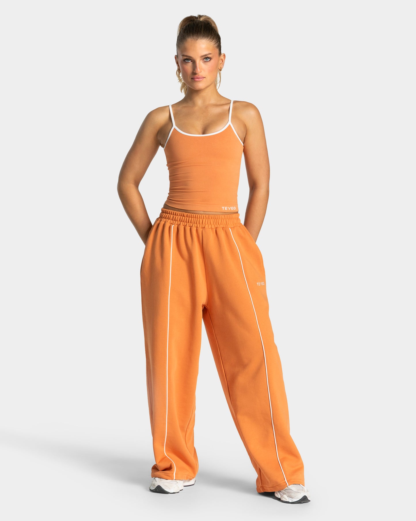 Camiseta de tirantes finos Contrastline «Pumpkin Spice»
