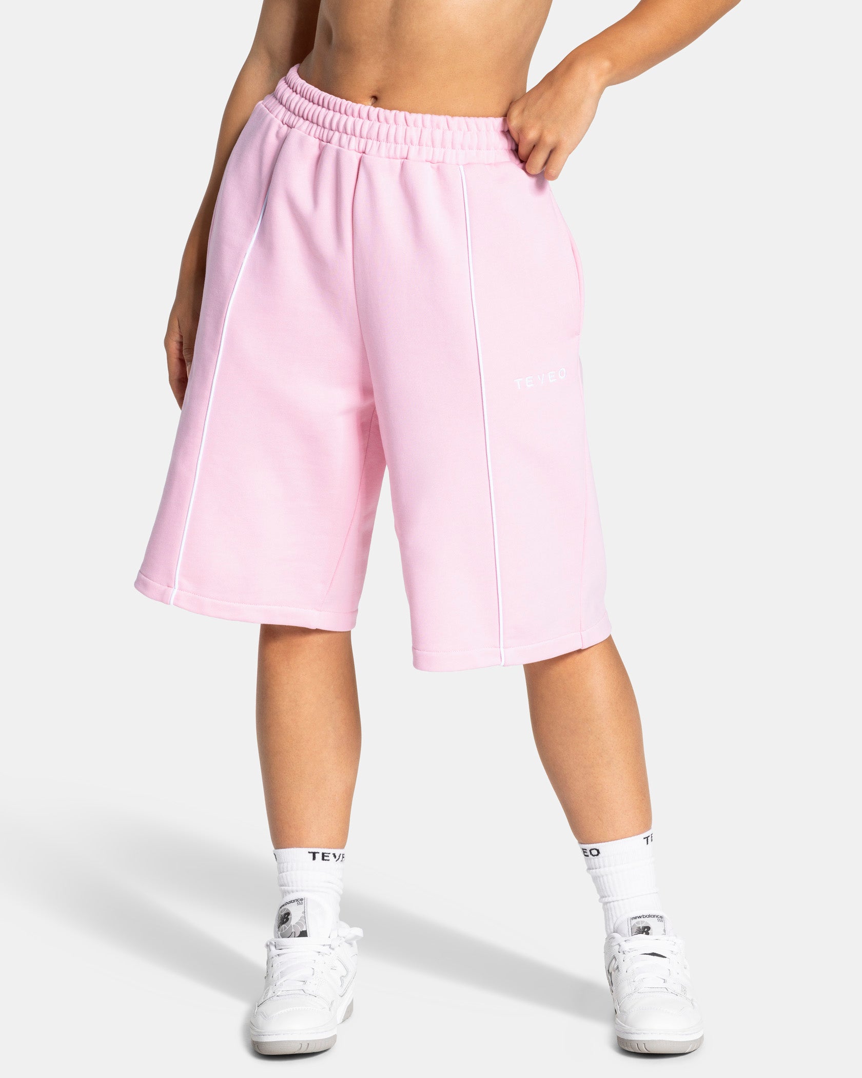 Contrastline Oversized Jorts 'True Pink'