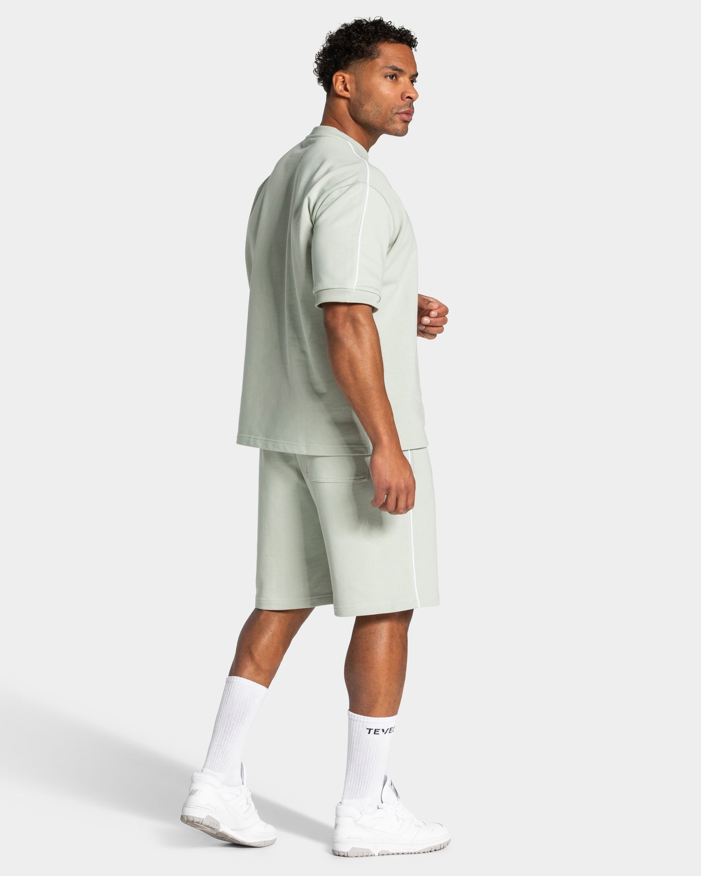 Contrastline Oversized T-Shirt ‘Pistachio’