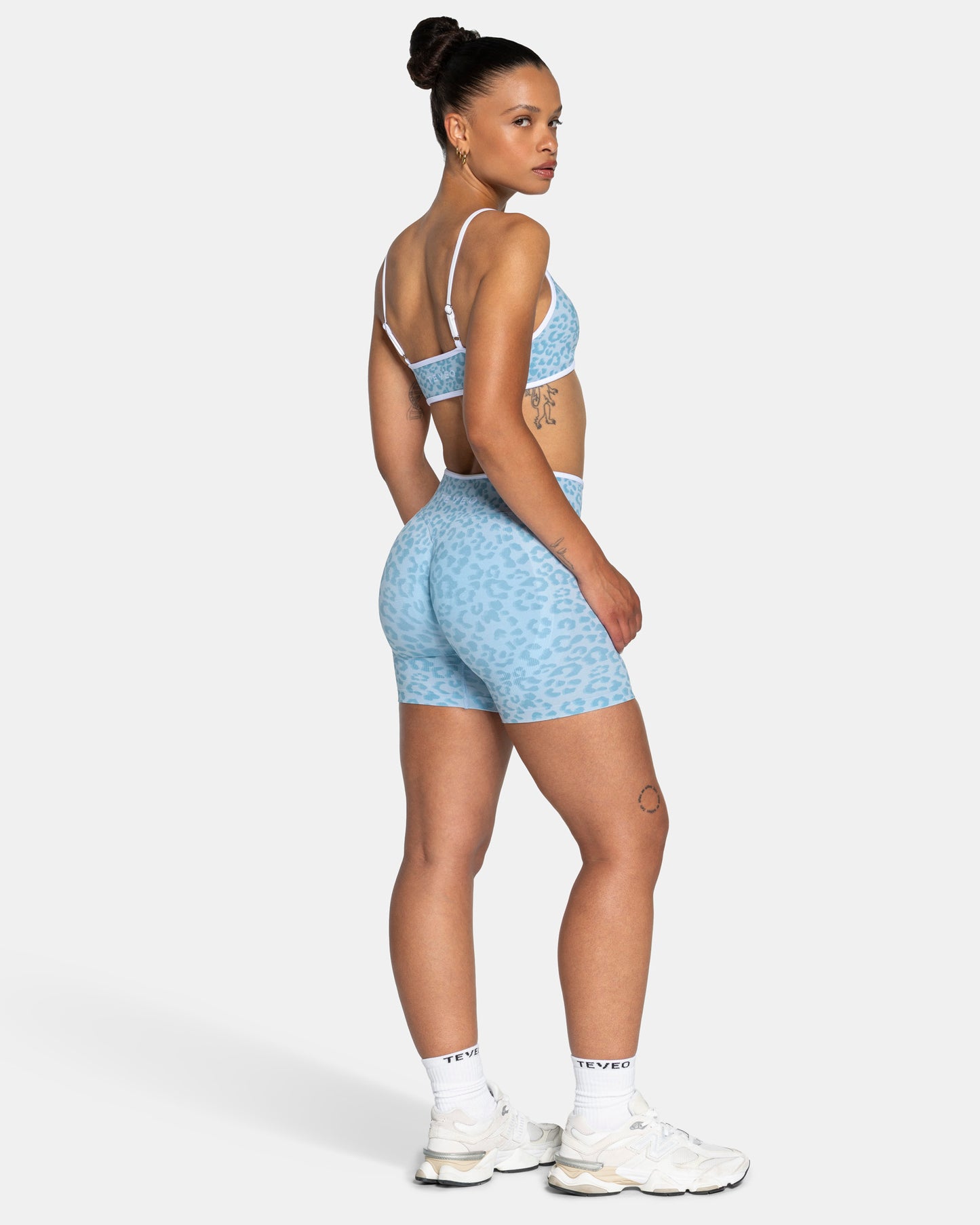 Shorts Sculpt Scrunch Contrastline “Stampa leopardo Baby Blu"