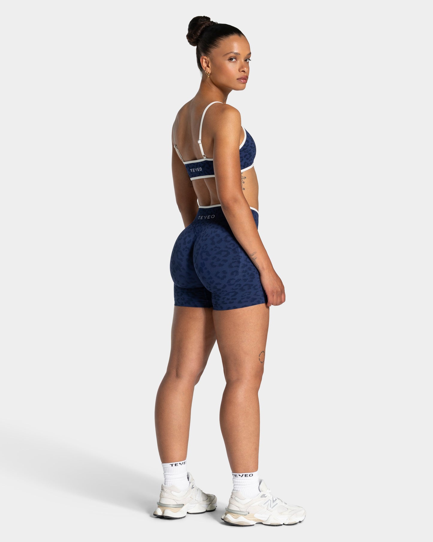 Shorts Sculpt Scrunch Contrastline “Stampa leopardo Blu Scuro"