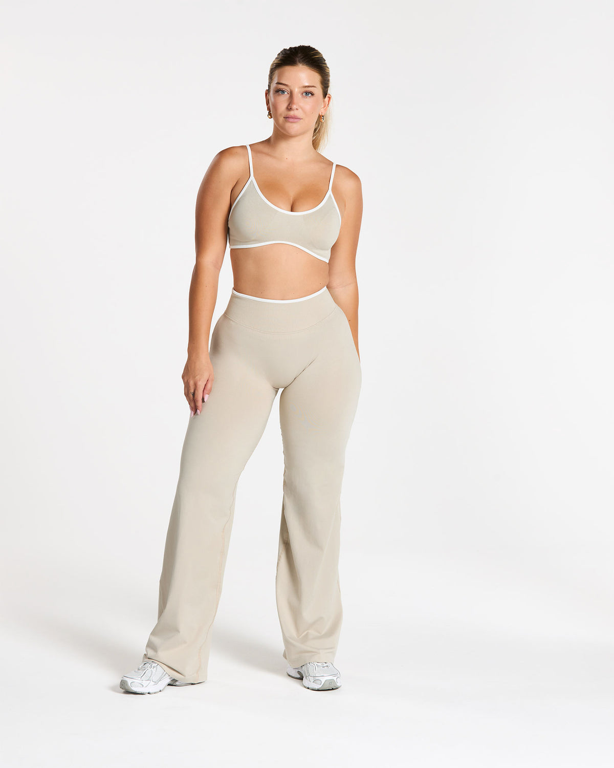 Contrastline Sculpt Scrunch Straight Leg Pants – Regular ‘Cream’