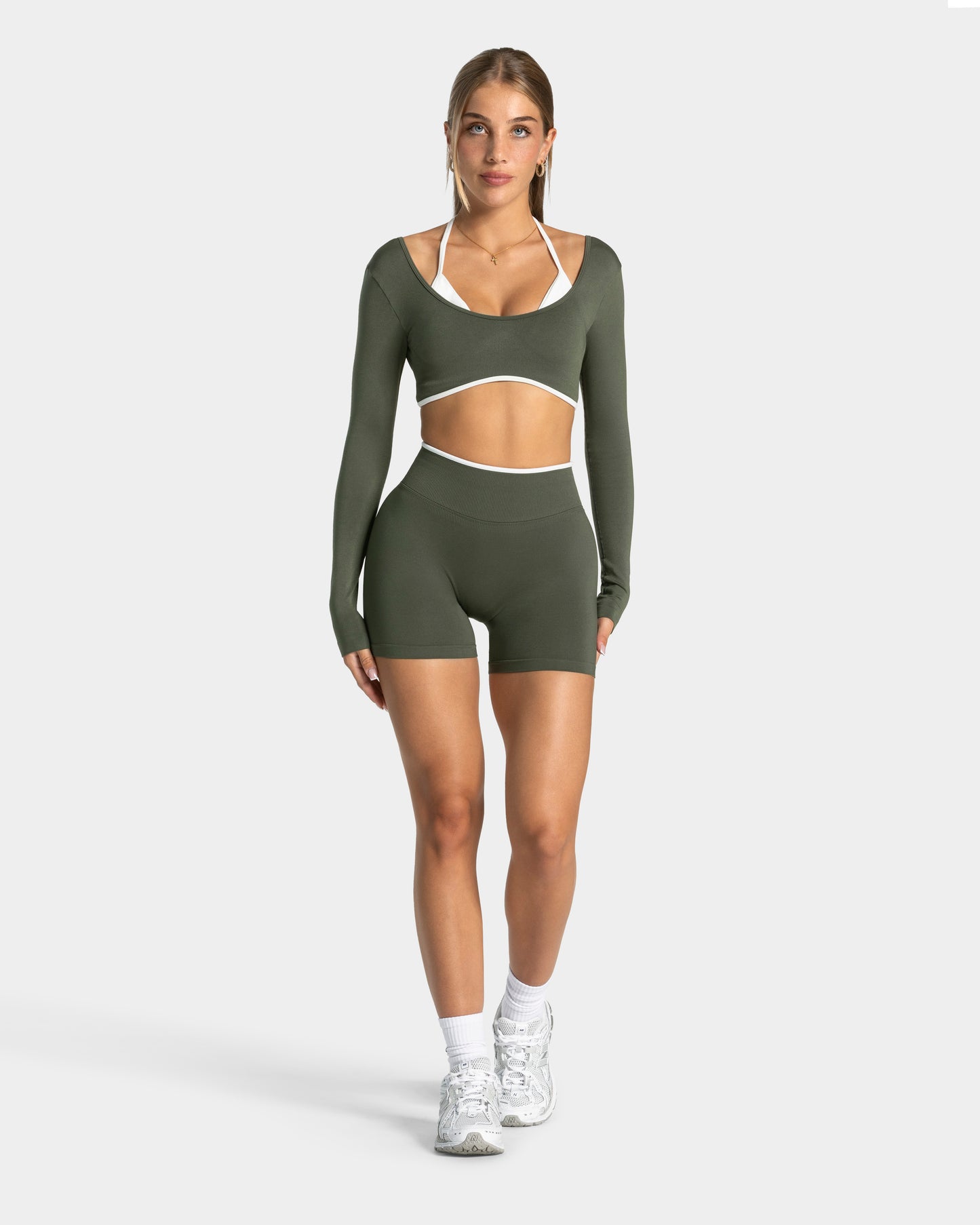 Shorts Contrastline Sculpt Scrunch «caqui»