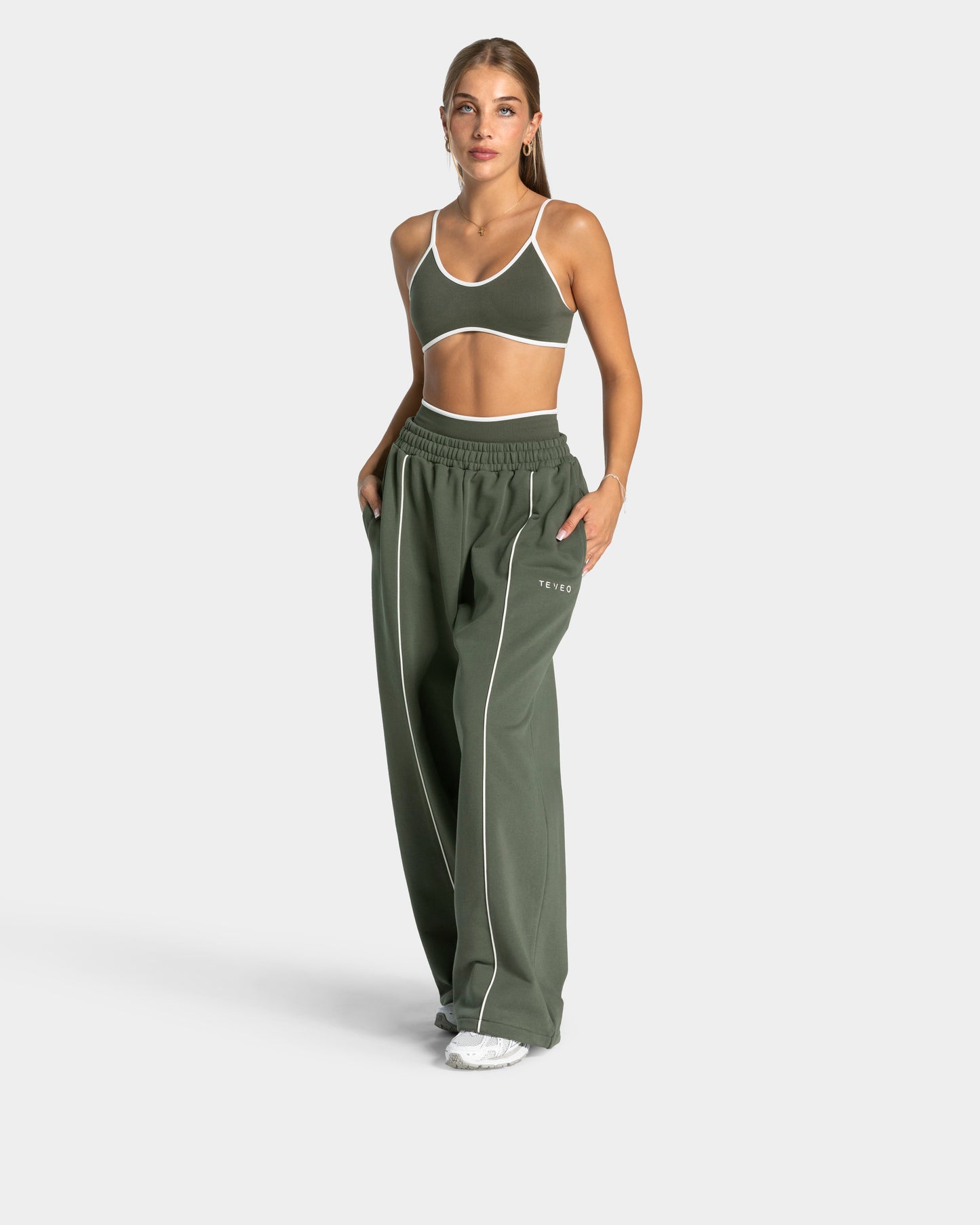 Pantalones jogger Contrastline Wide Leg «caqui»