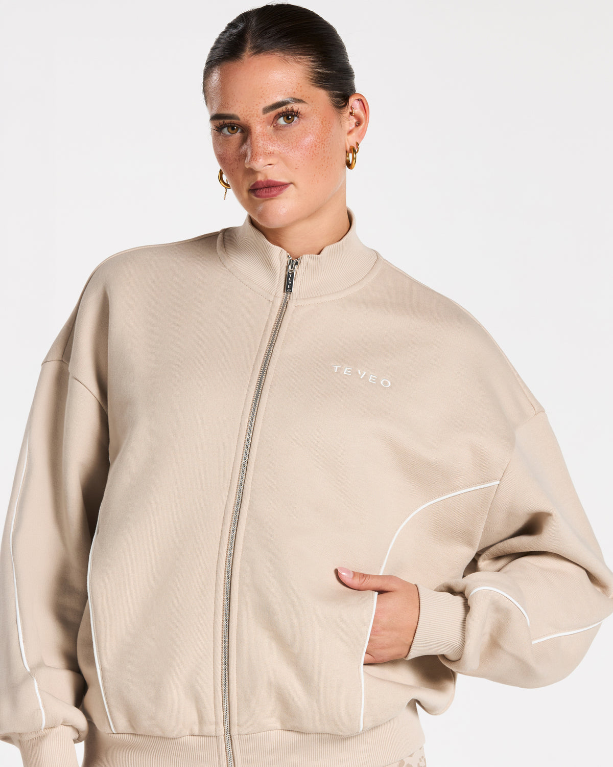 Felpa con zip Contrastline “Cream"