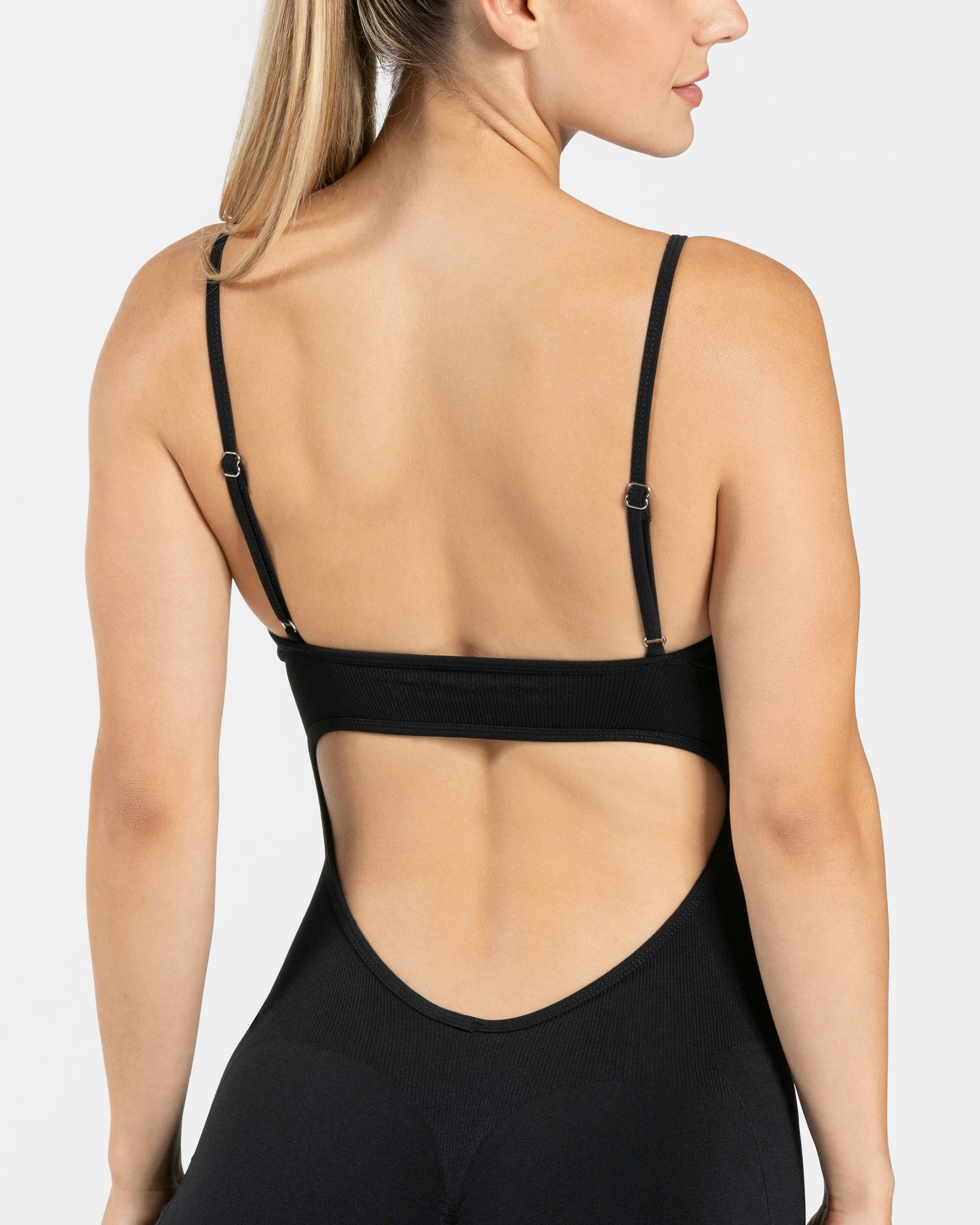 Essence V-Back Covert Scrunch Shorts Jumpsuit ‘Black’