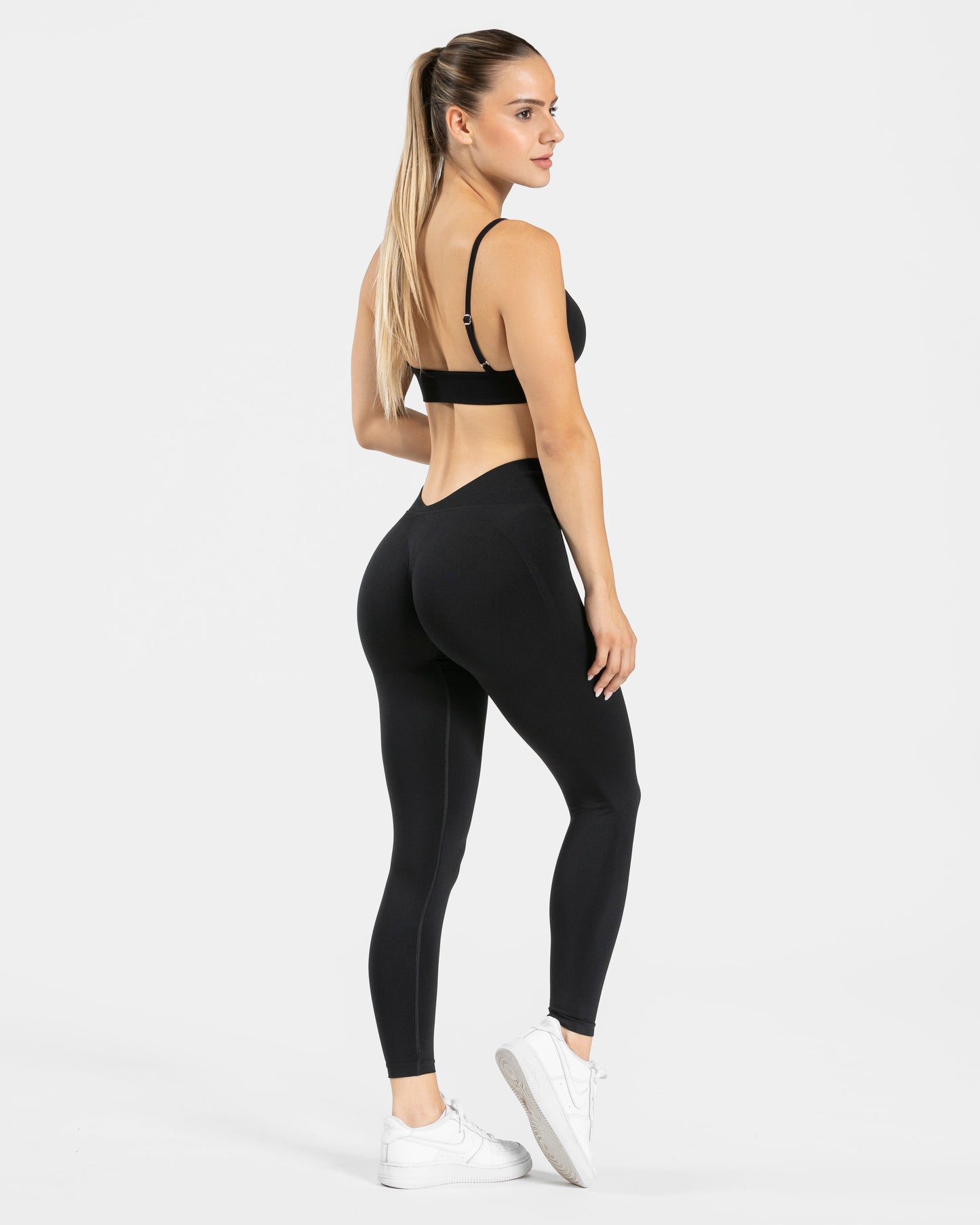 Essence V-Back Covert Scrunch Leggings ‘Black’