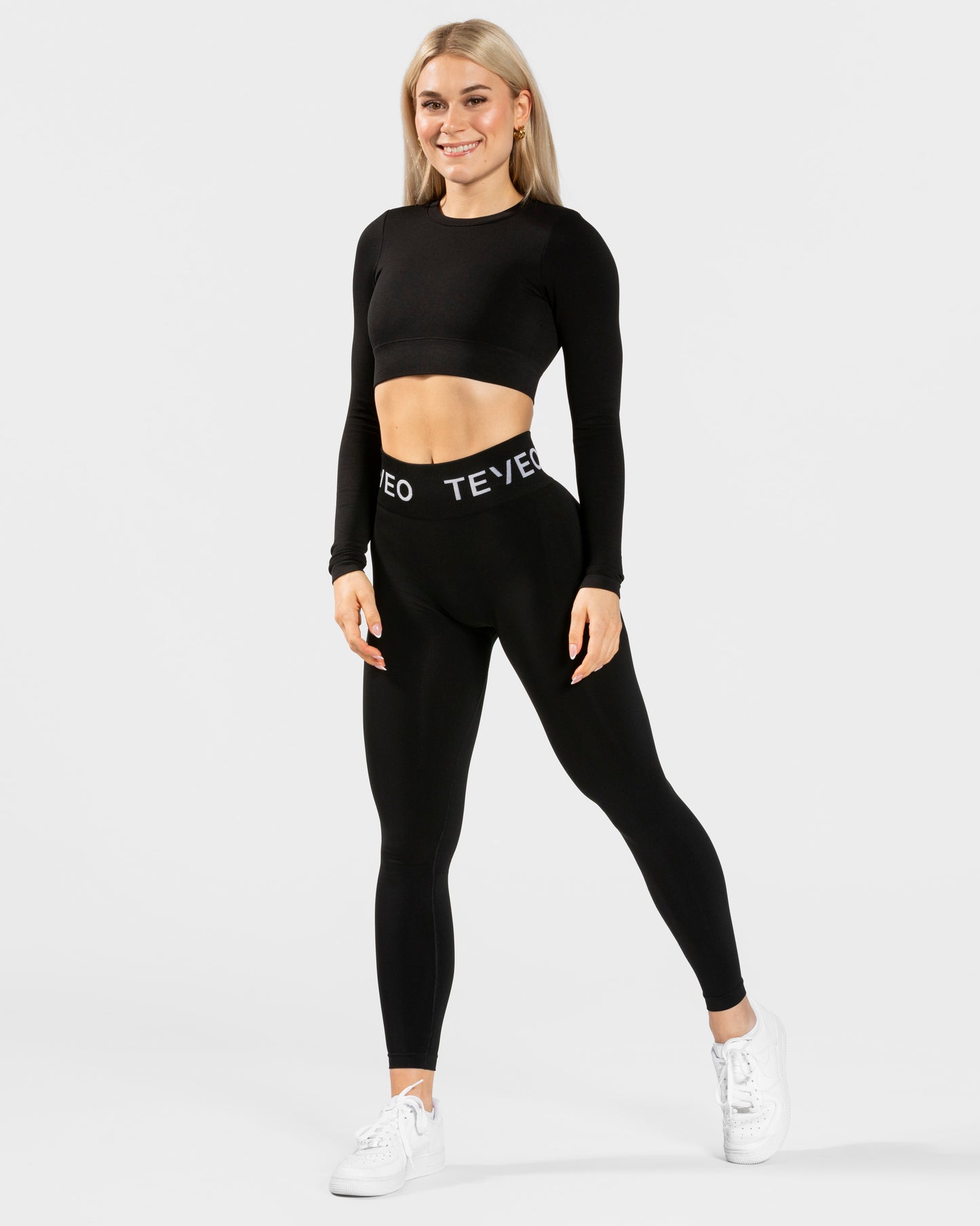Everyday Cut Out Longsleeve ‘Black’