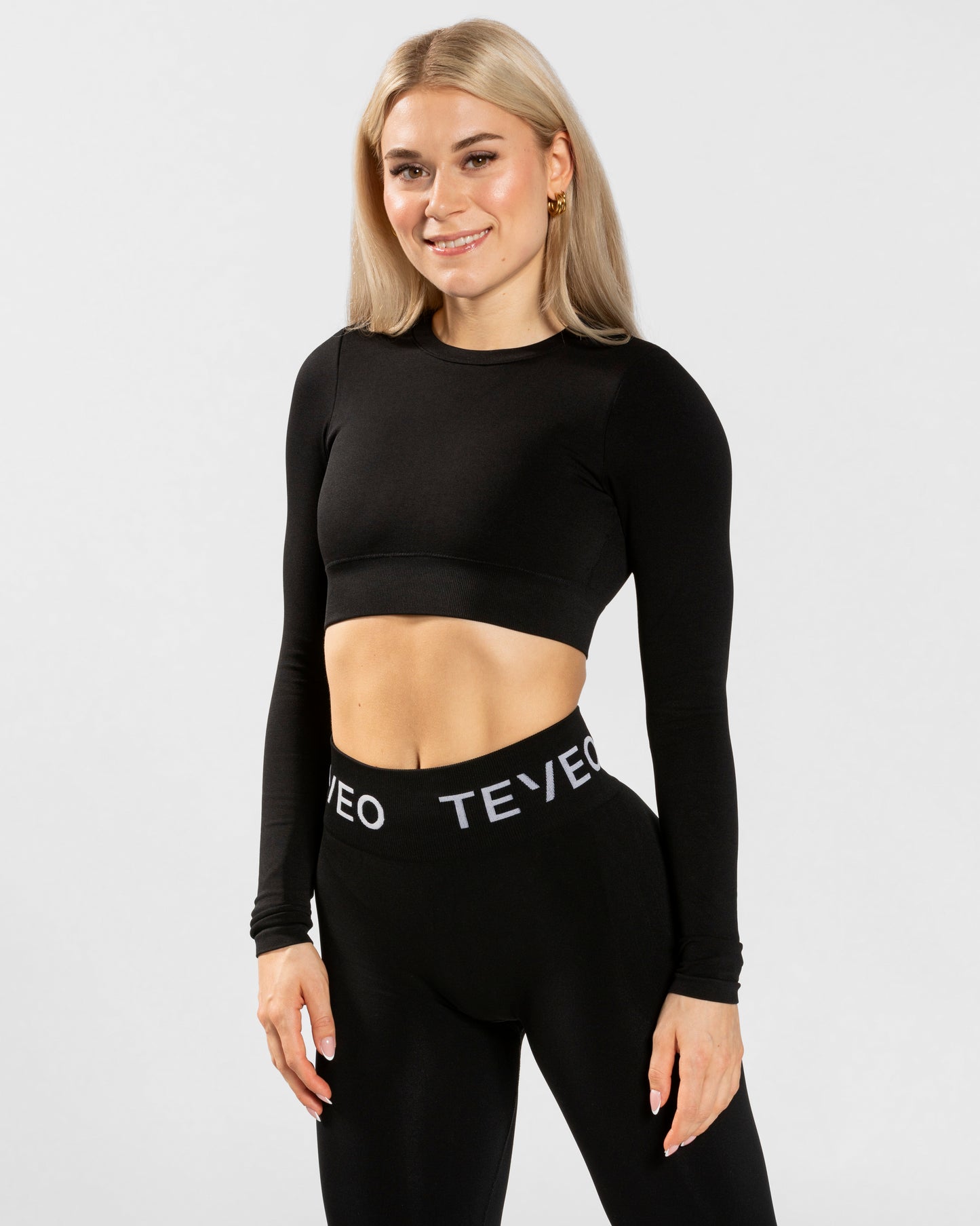 Everyday Cut Out Longsleeve ‘Black’