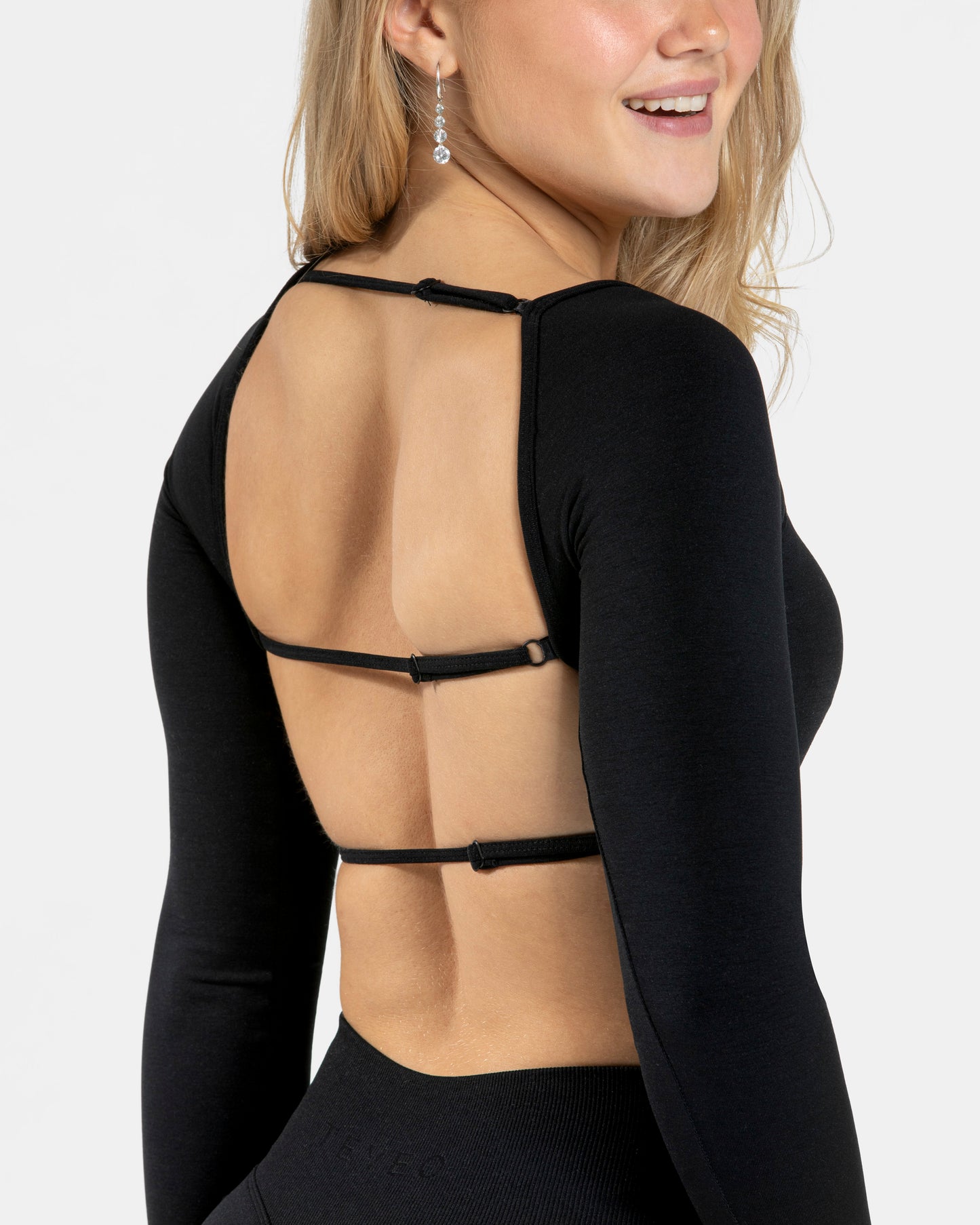 Femme Backless Longsleeve ‘Black’