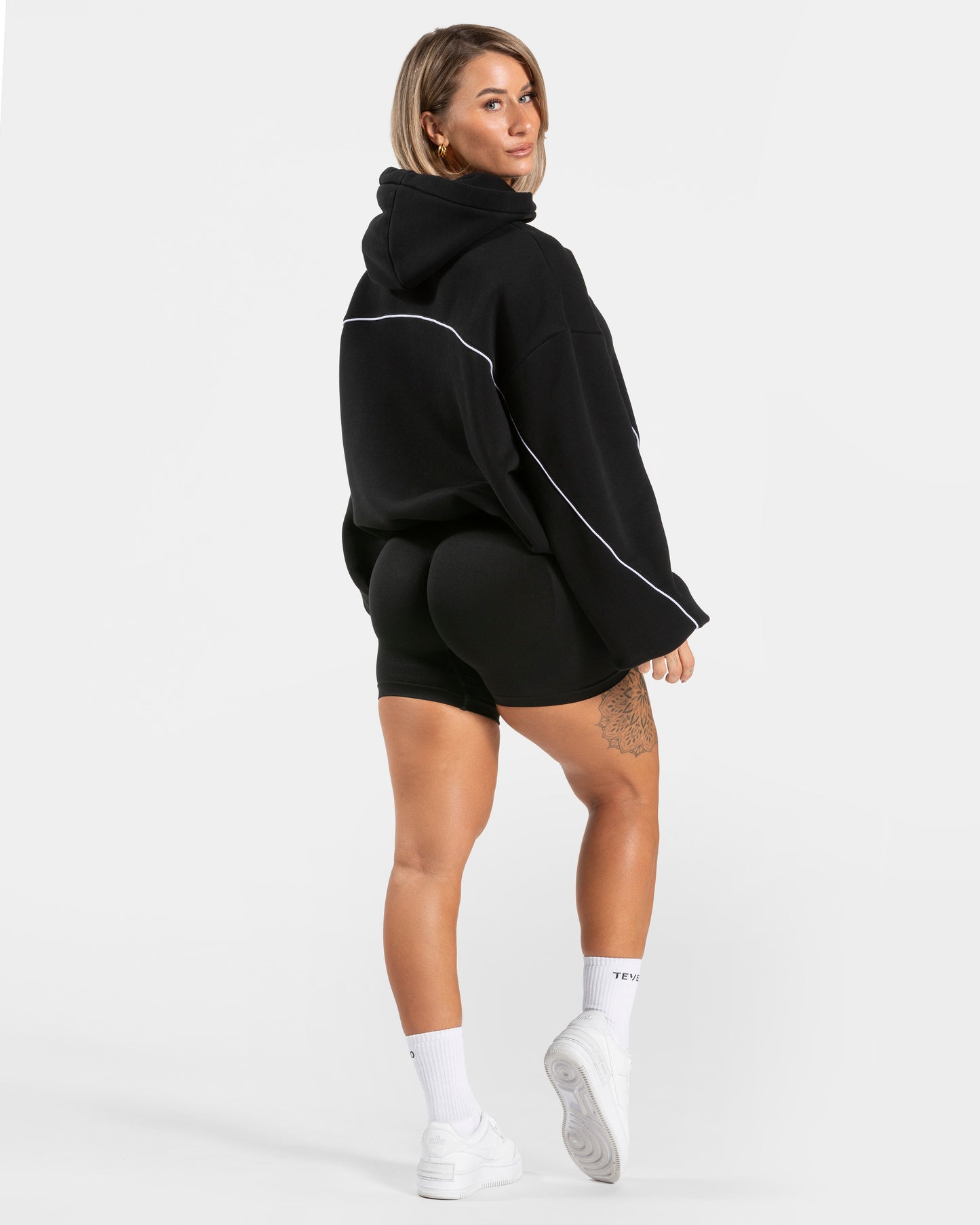 Felpa Contrastline Hooded "Nero"