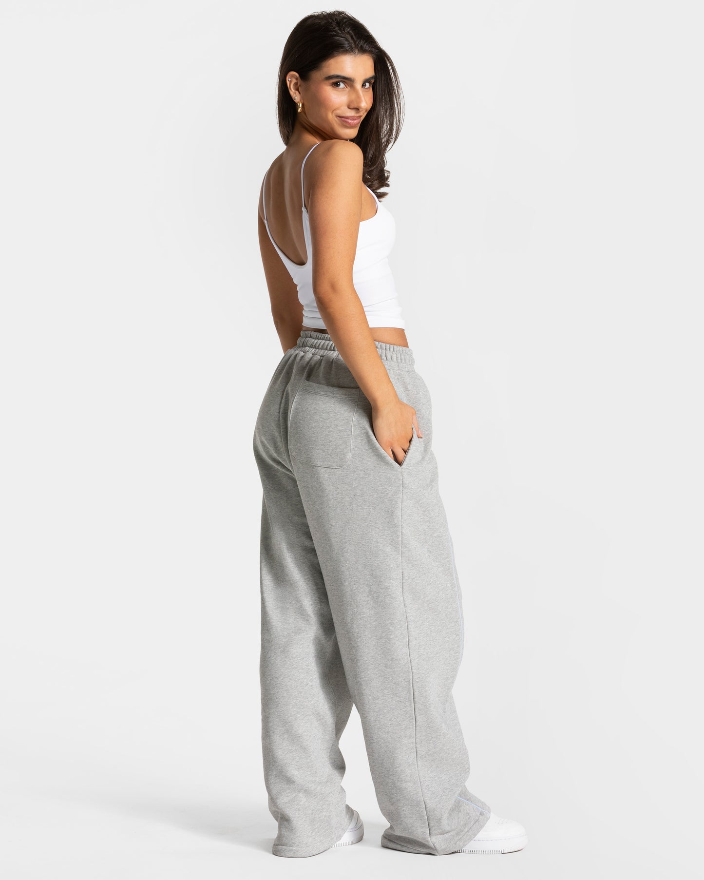 Contrastline Wide Leg Joggers ‘Light Grey’