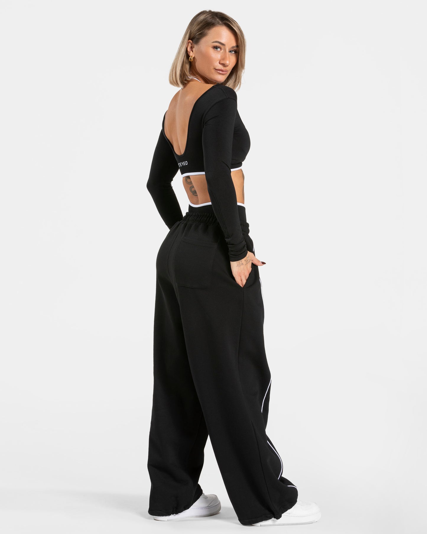Contrastline Wide Leg Joggers ‘Black’