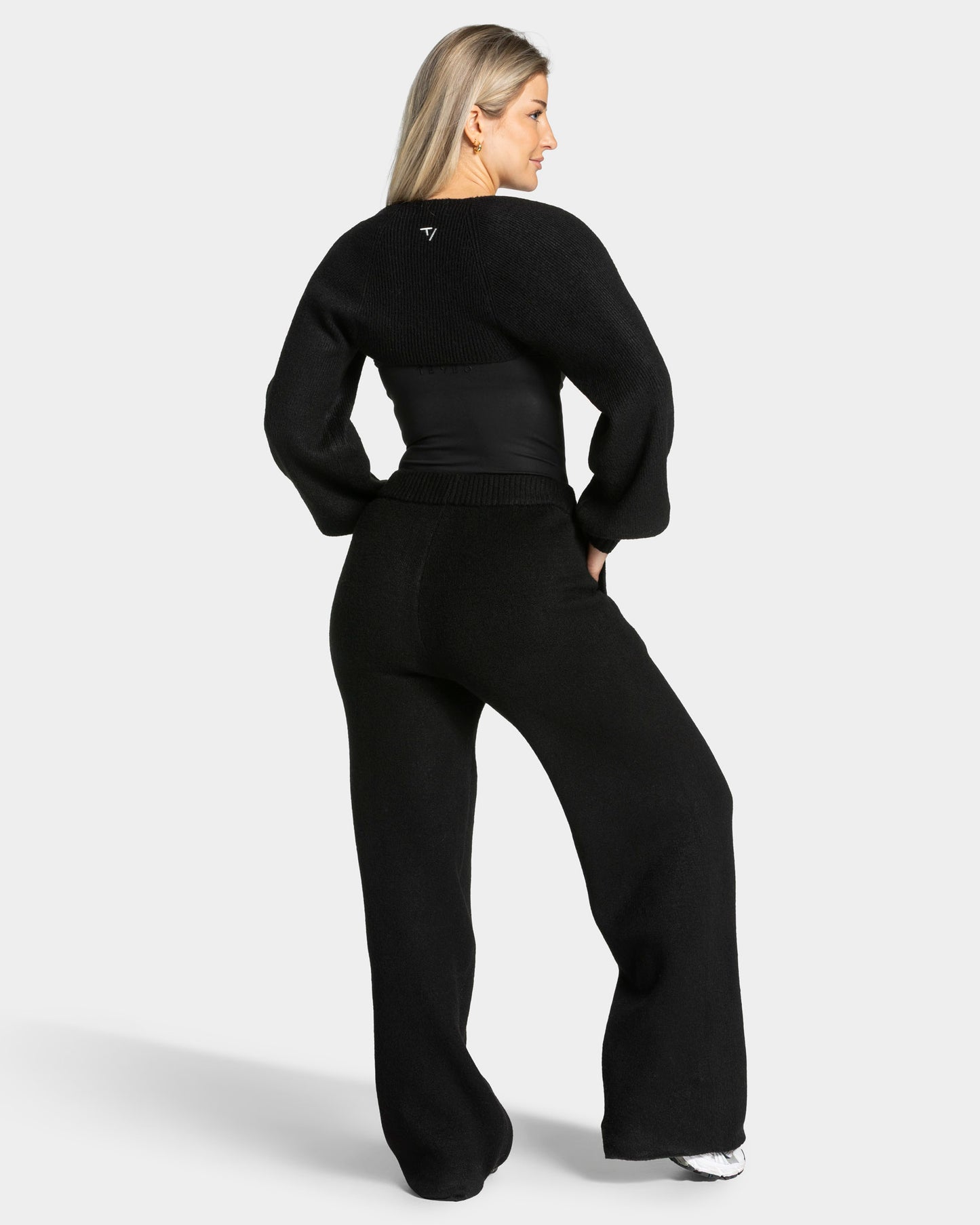 Knit Straight Leg Pants "Schwarz"