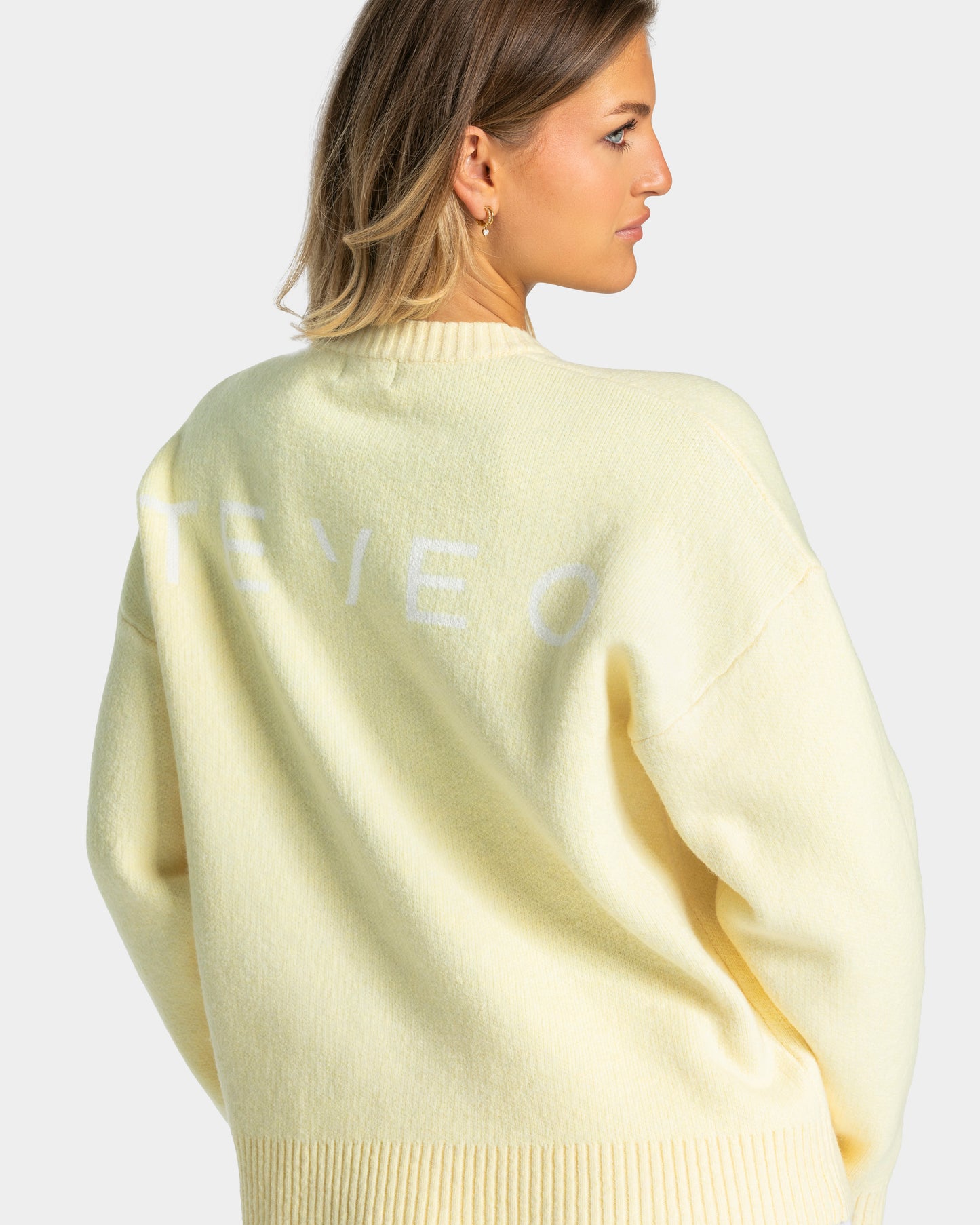 Knit Sweater ‘Butter Yellow’