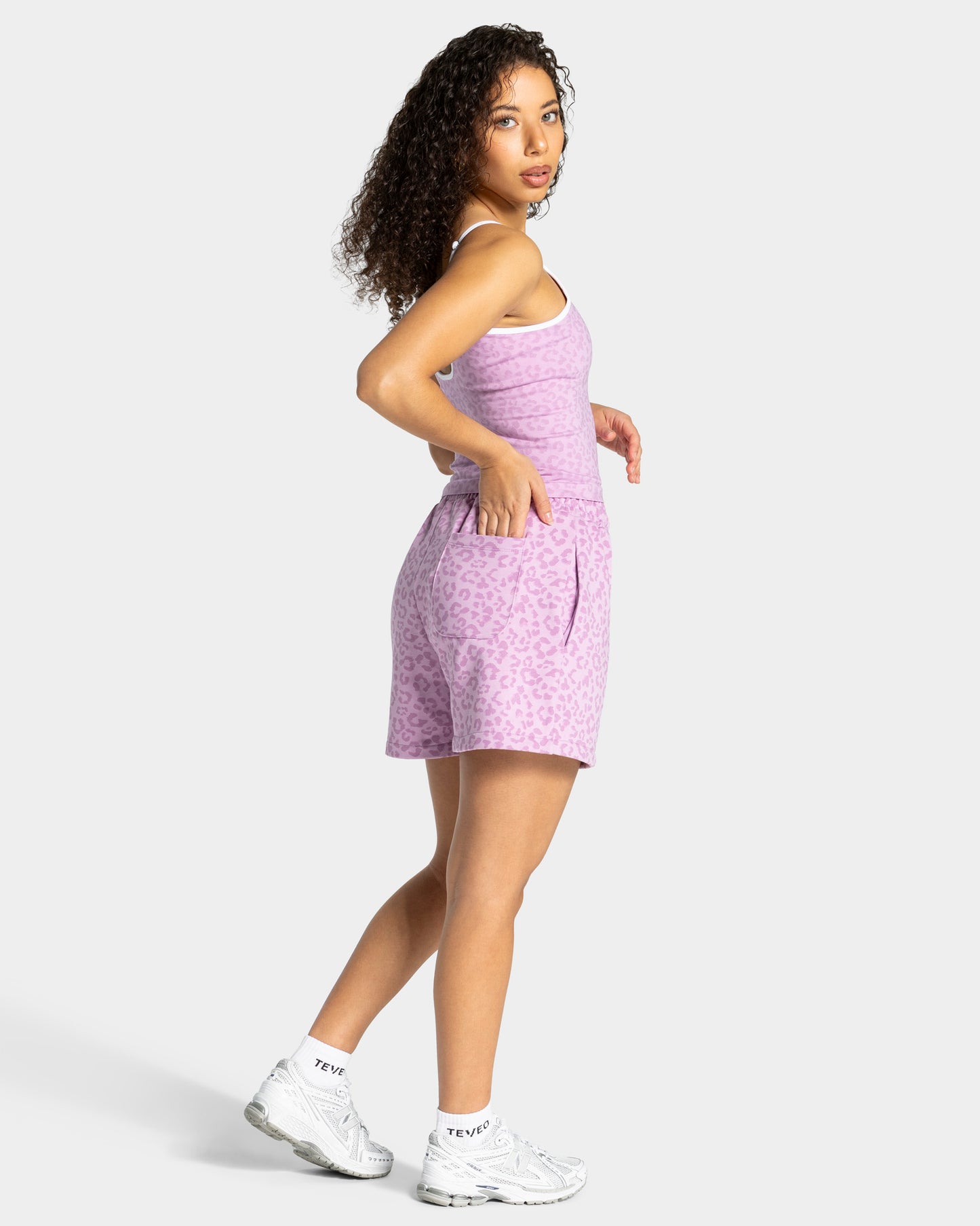 Contrastline Oversized Shorts ‘Orchid Leopard Print’