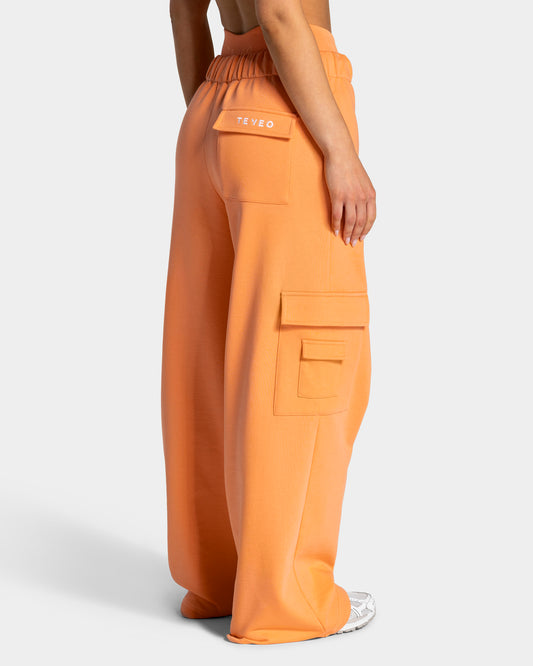 Lift Wide Leg Cargo Jogger "Apricot"