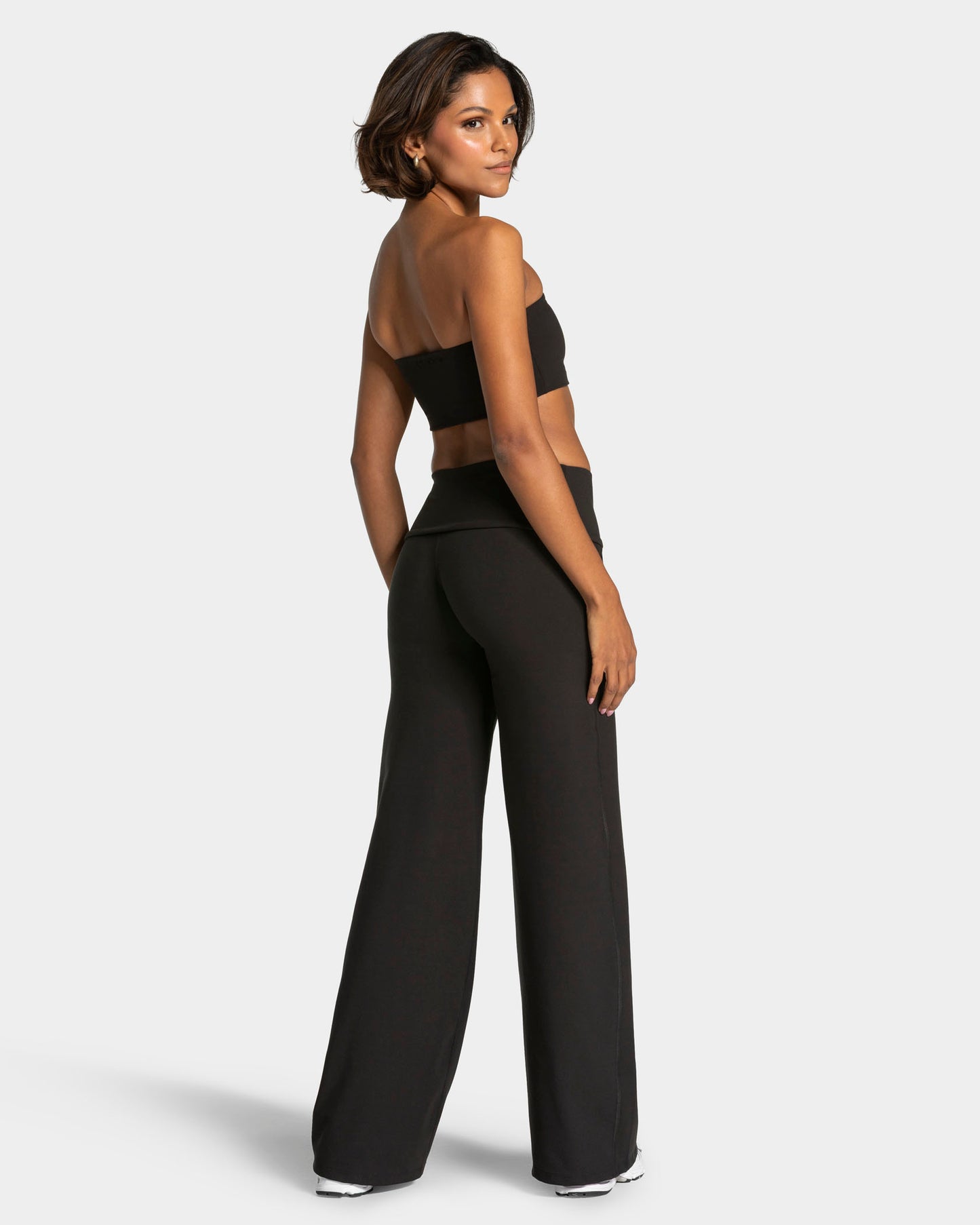 Pantalon à jambe droite et coupe longue Mellow Fold Over « noir »