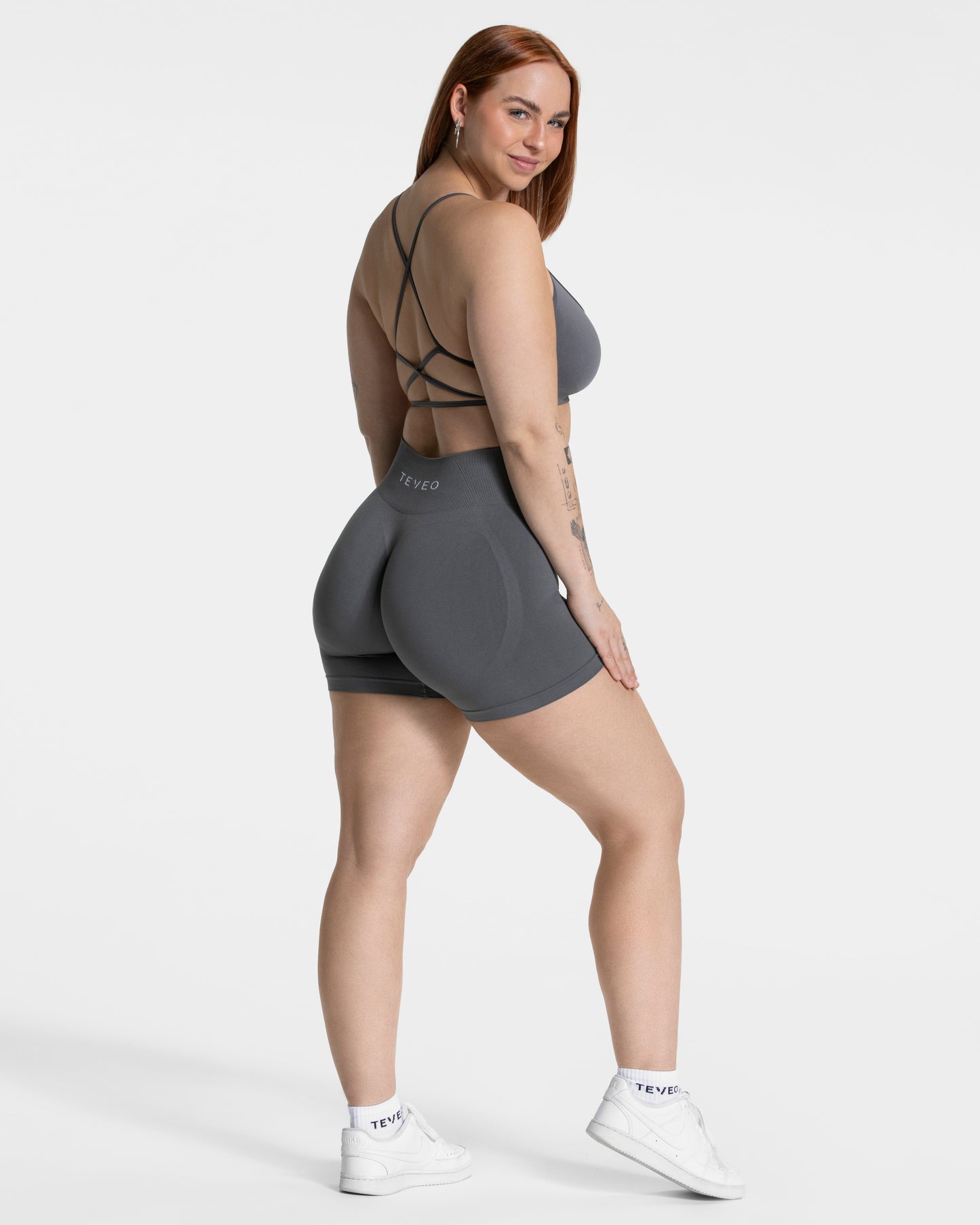 Pure Covert Scrunch Short "Graphit"