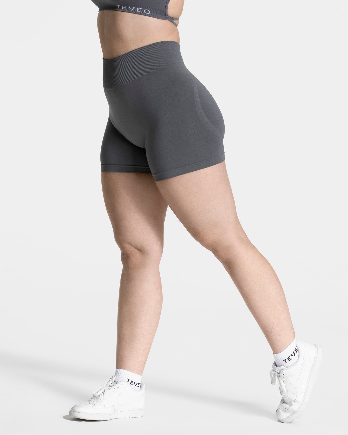 Pure Covert Scrunch Shorts ‘Graphite’