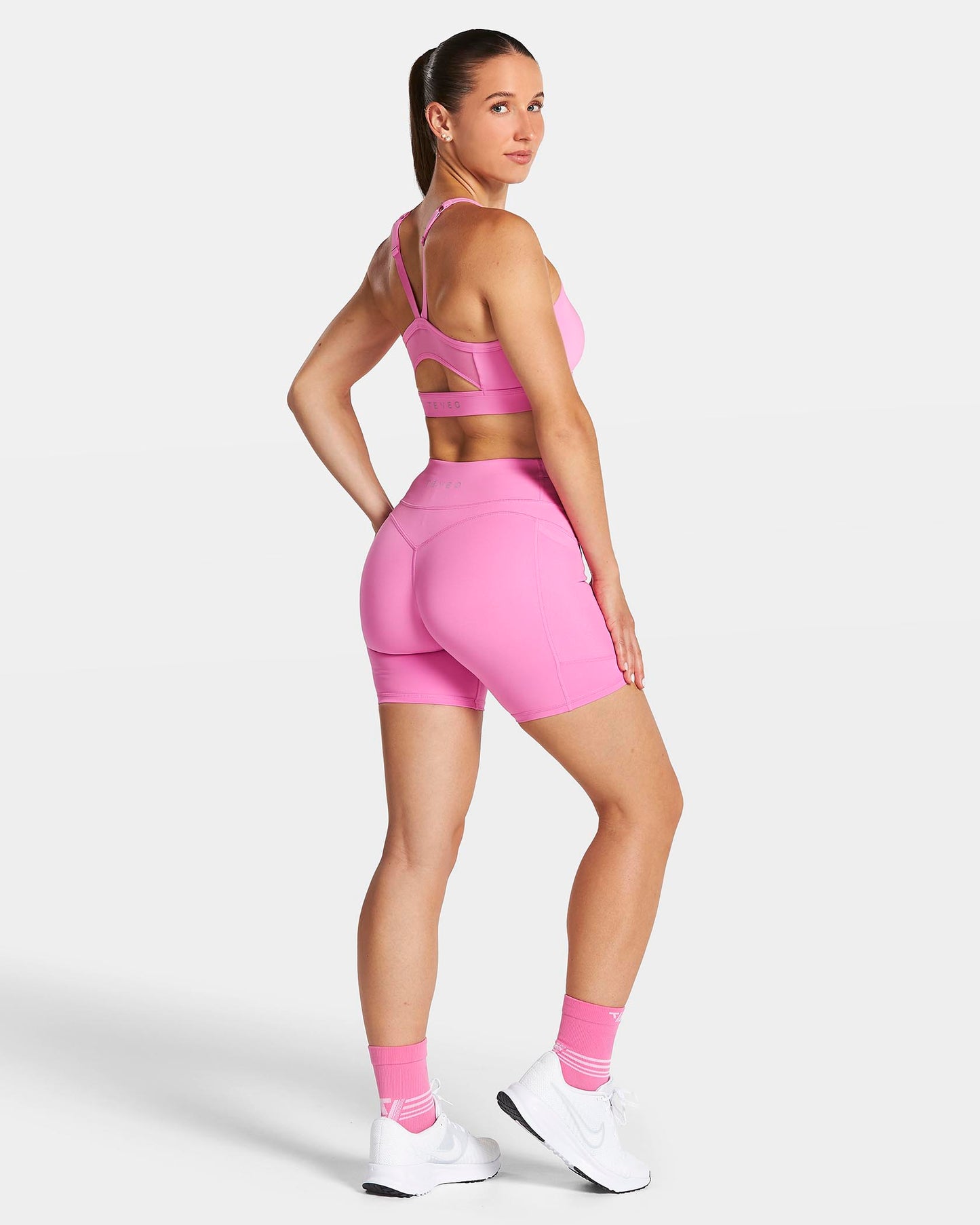 RUN Shorts ‘Boost Pink’