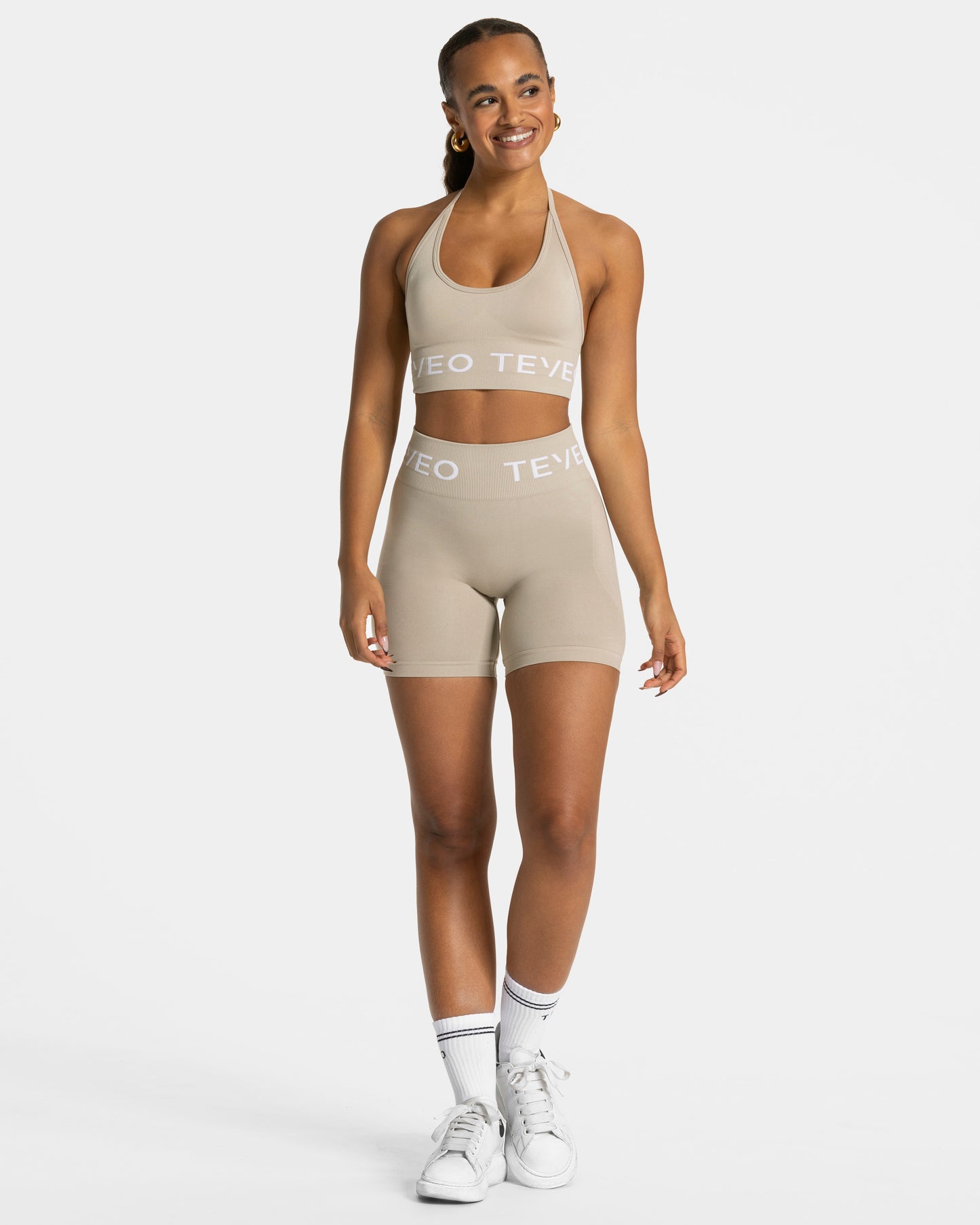 Signature Covert Scrunch Shorts ‘Latte’