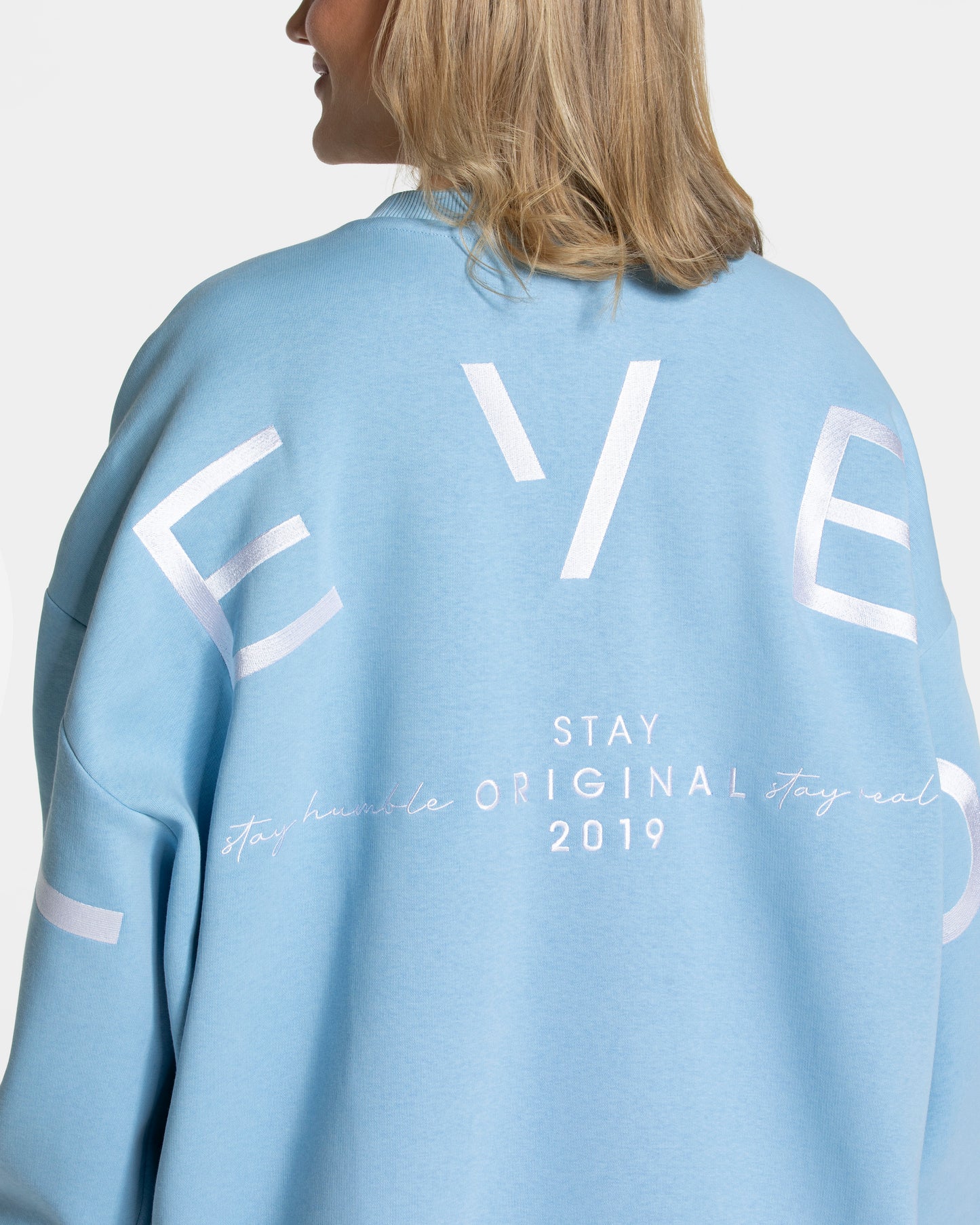 Signature Oversized Sweater ‘Ice Blue’