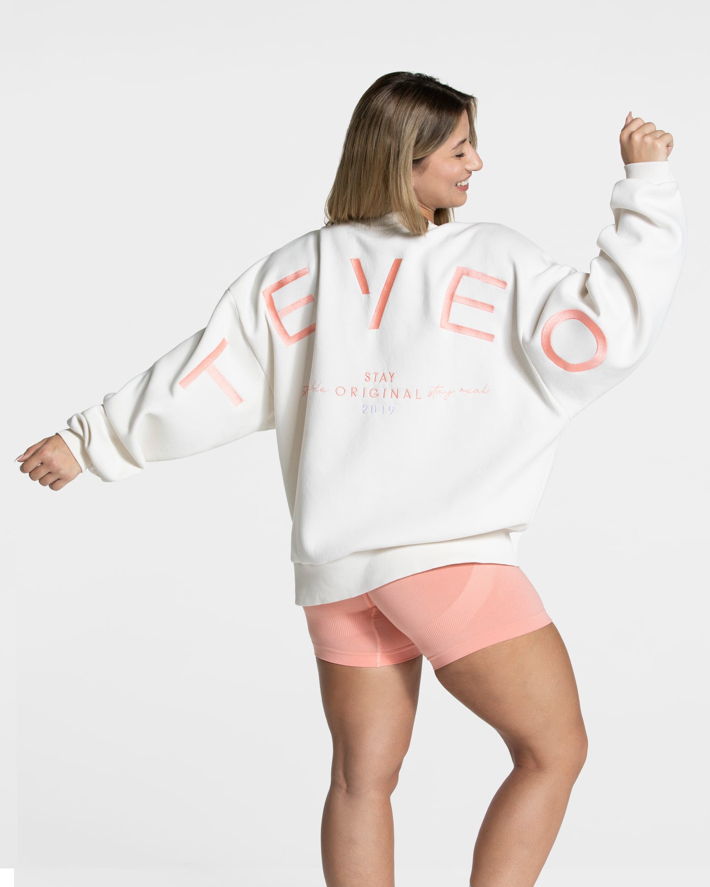 Signature Oversized Sweater ‘Peach’