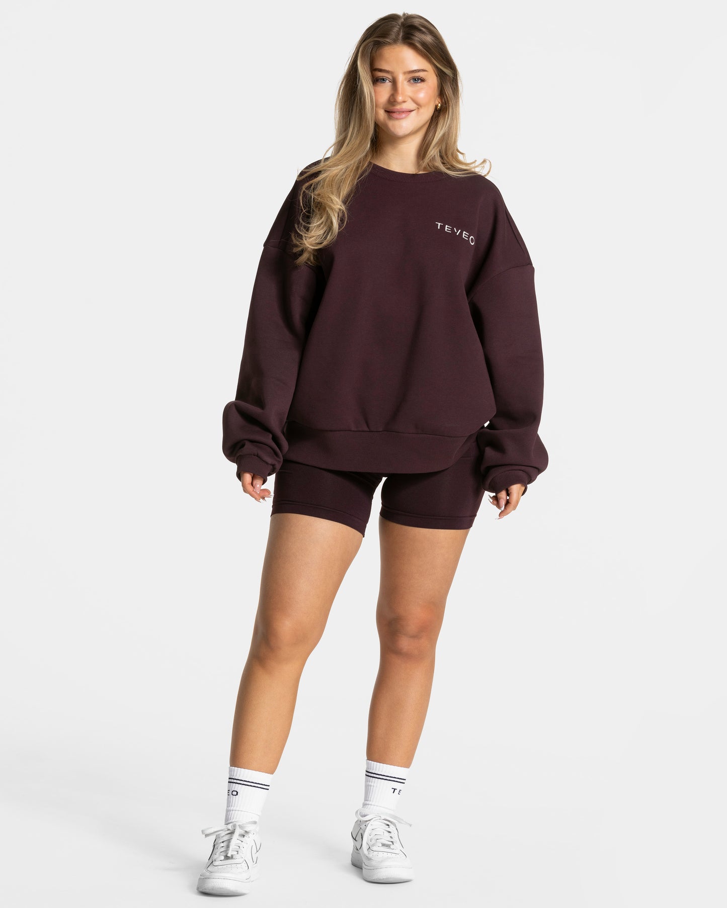 Signature Oversized Sweater ‘Merlot’