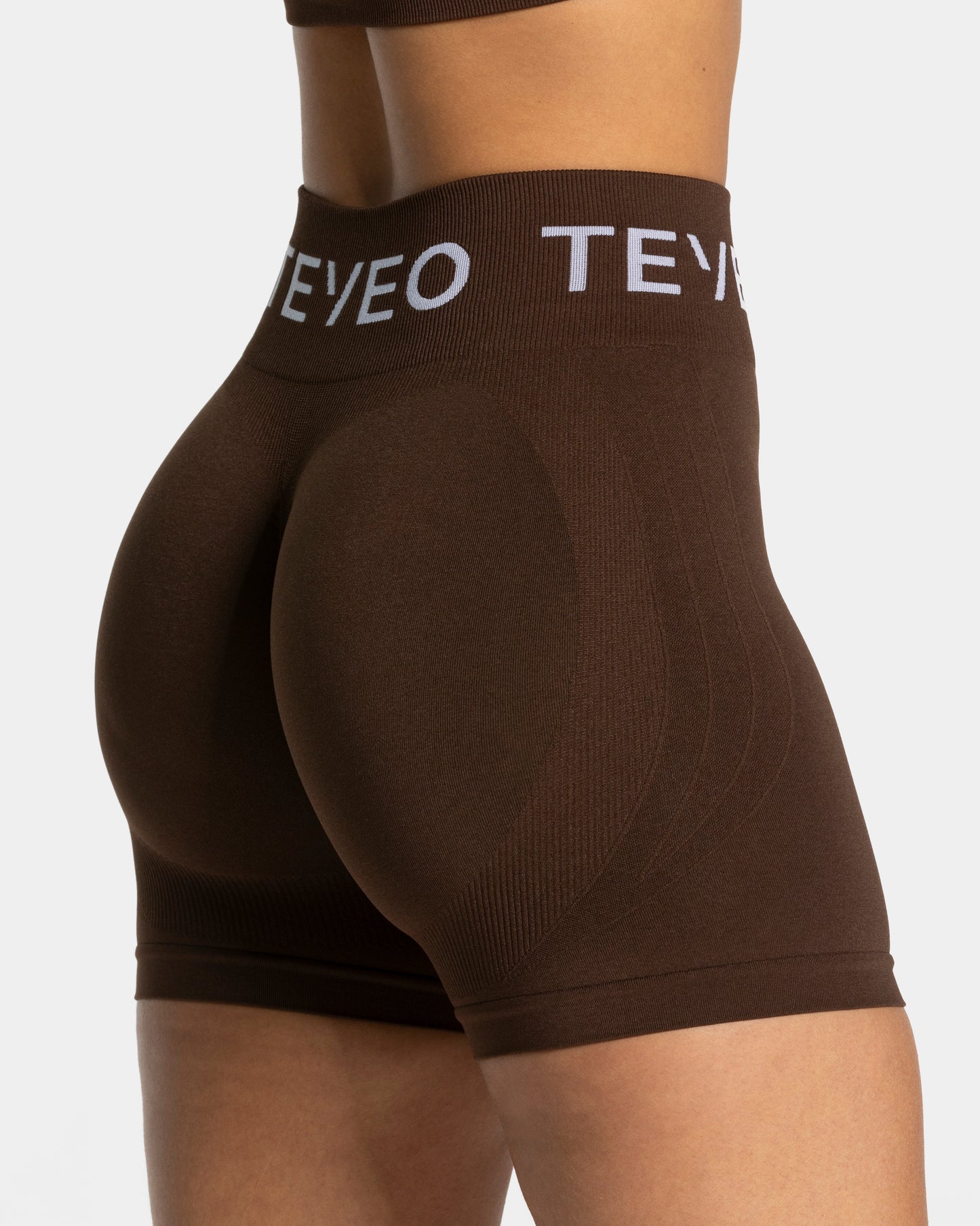 Signature Scrunch Shorts ‘Dark Brown’