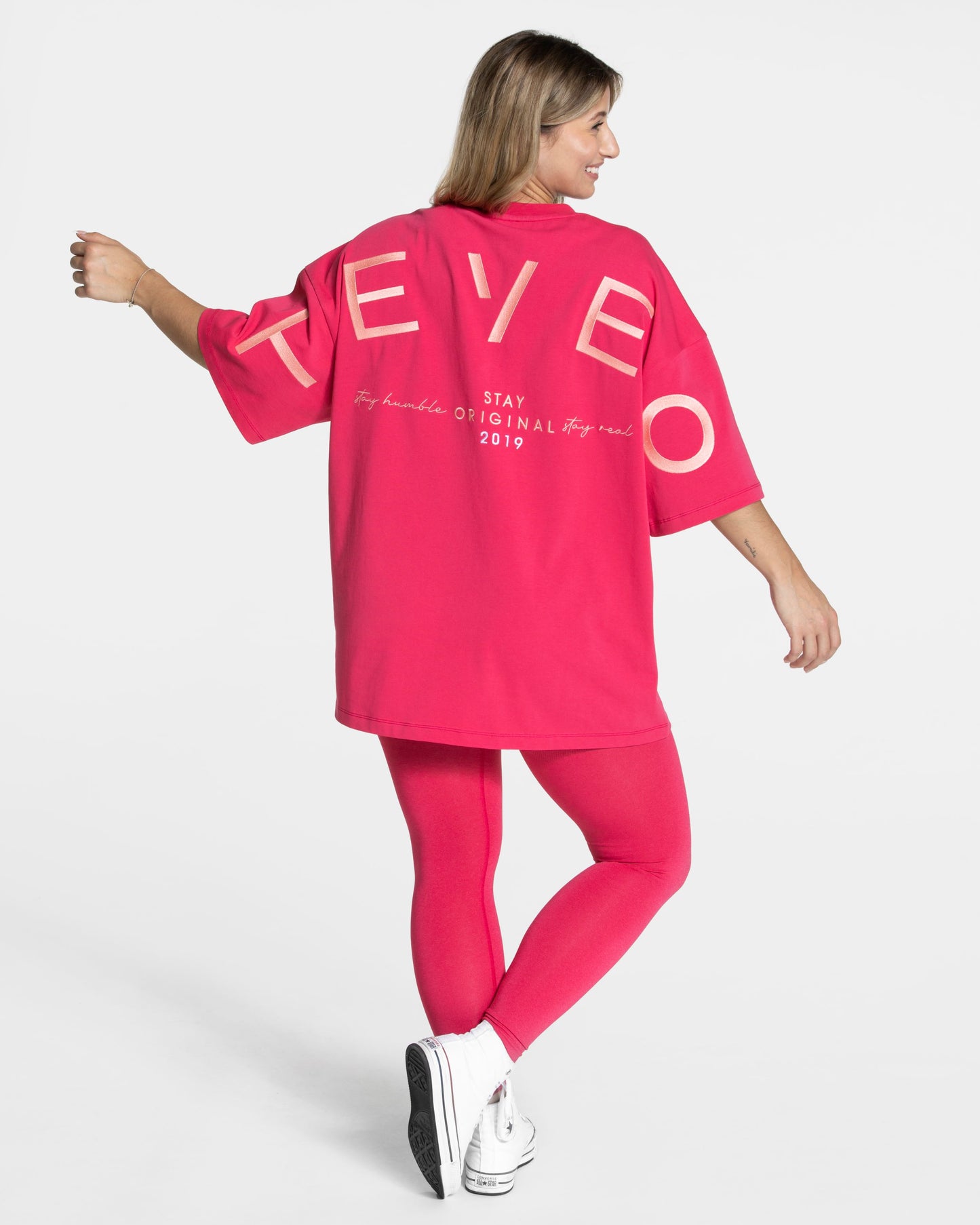 Signature Oversized T-Shirt ‘Berry’