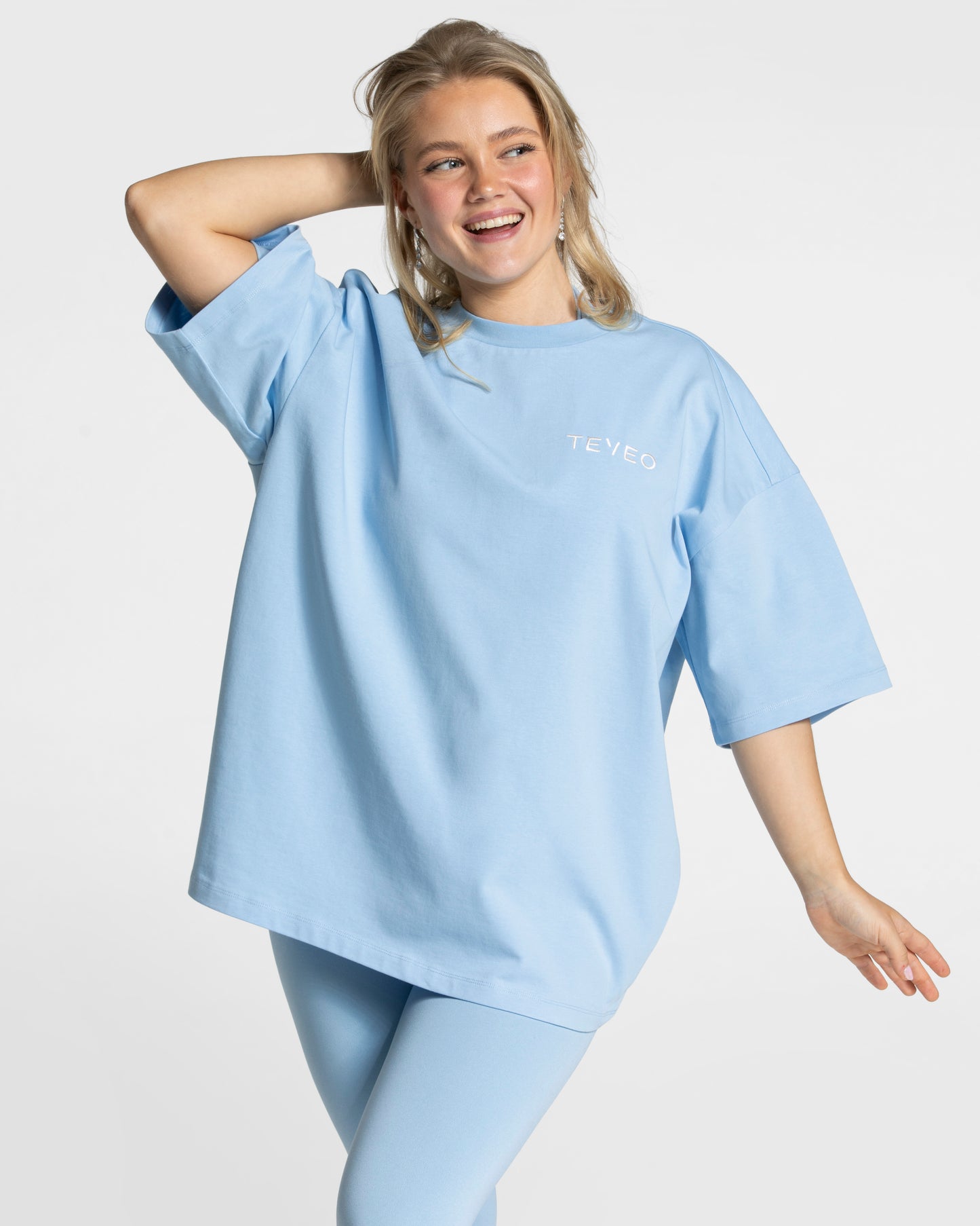 Signature Oversized T-Shirt ‘Ice Blue’