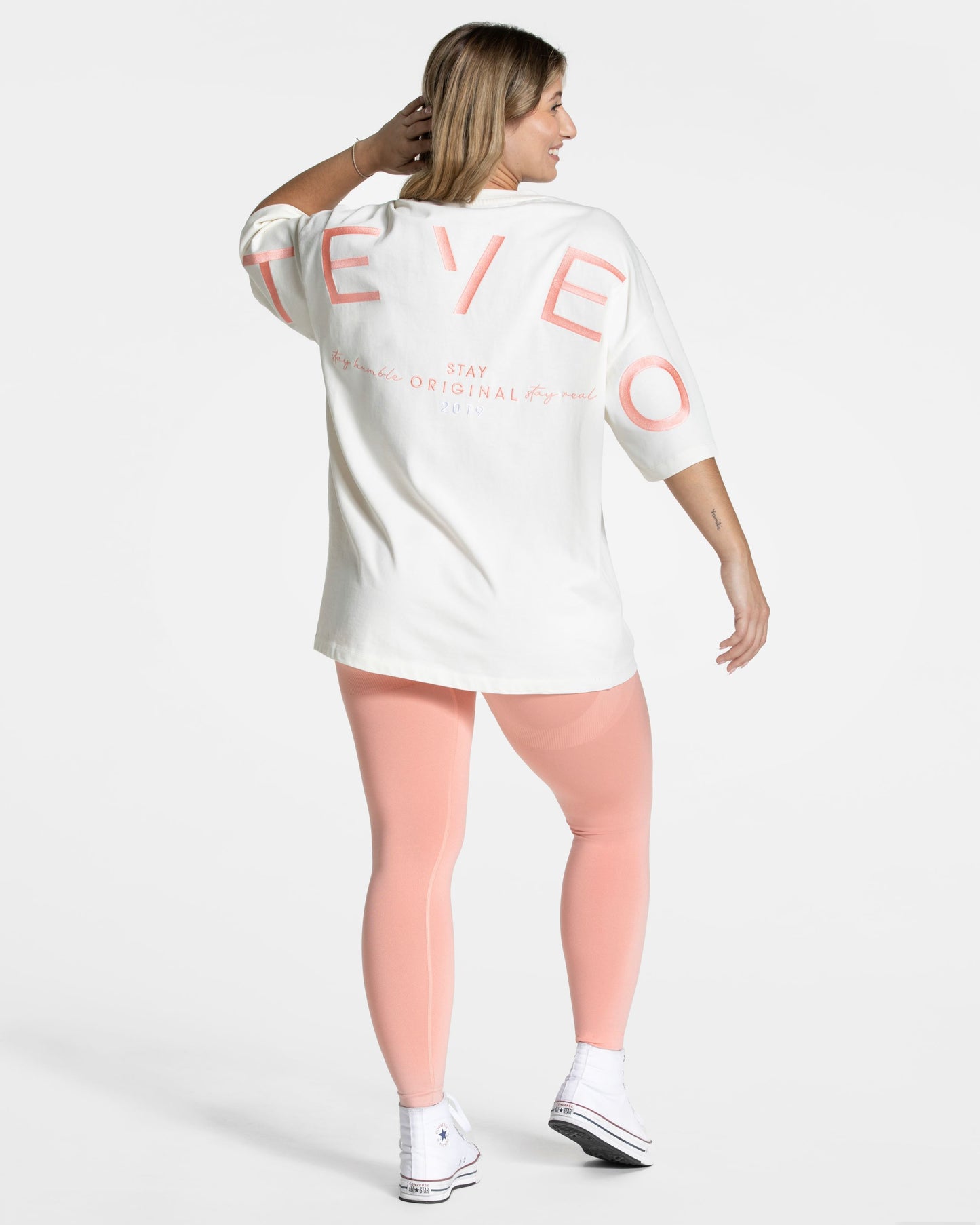 Signature Oversized T-Shirt ‘Peach’