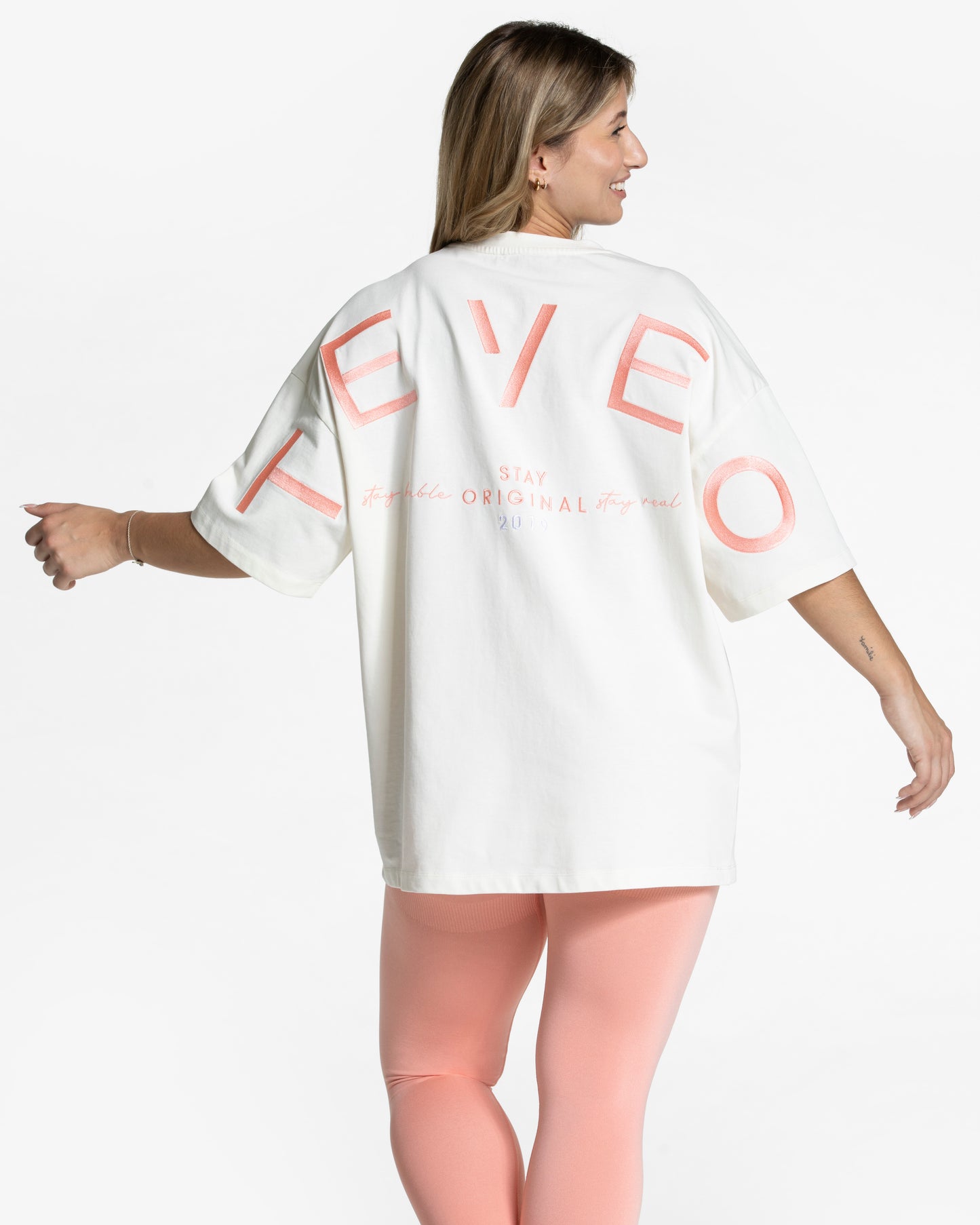 Signature Oversized T-Shirt ‘Peach’