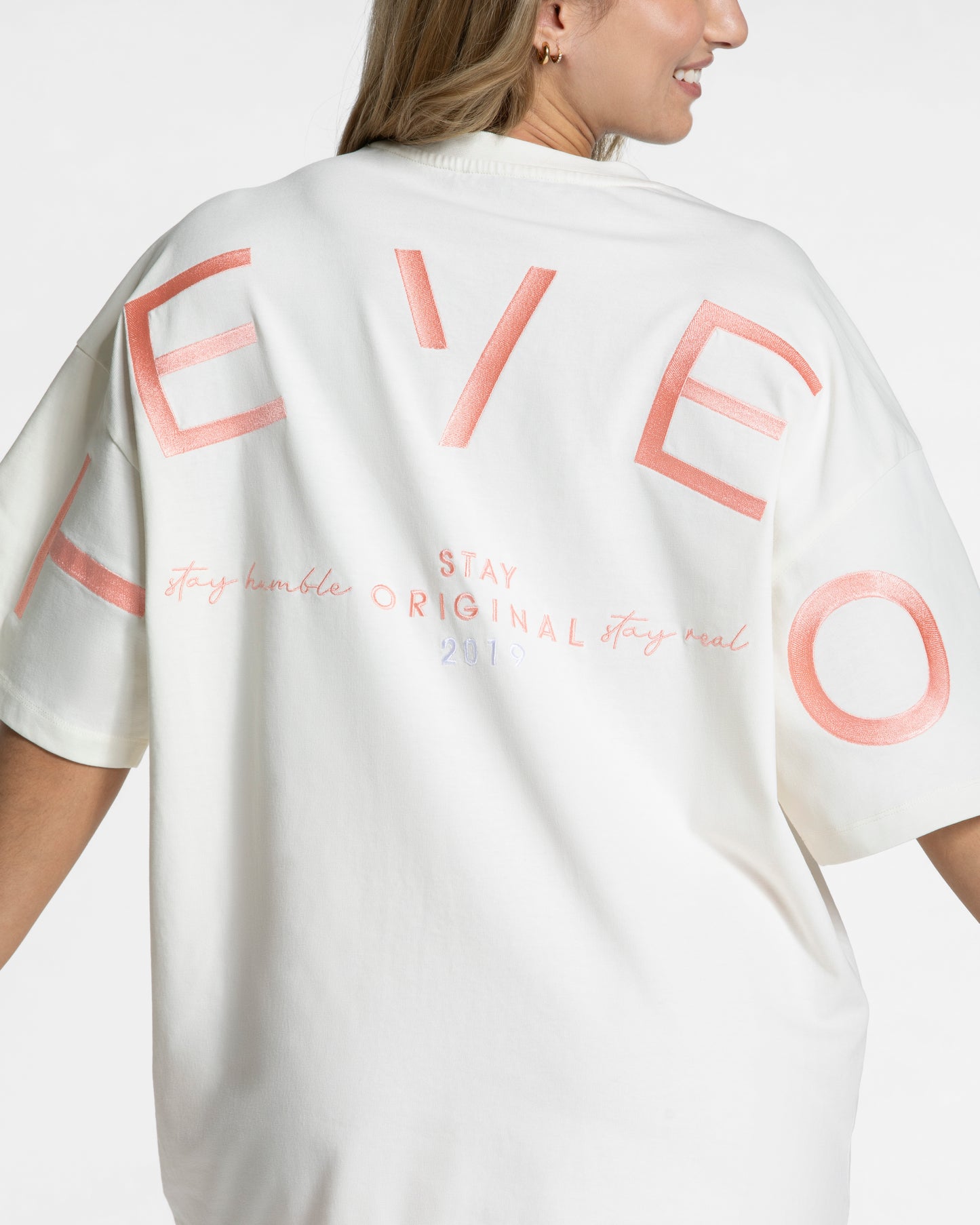 Signature Oversized T-Shirt ‘Peach’