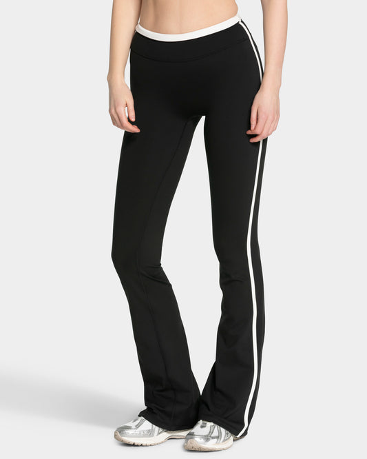 Soft Flared Leggings – Regular ‘Black’