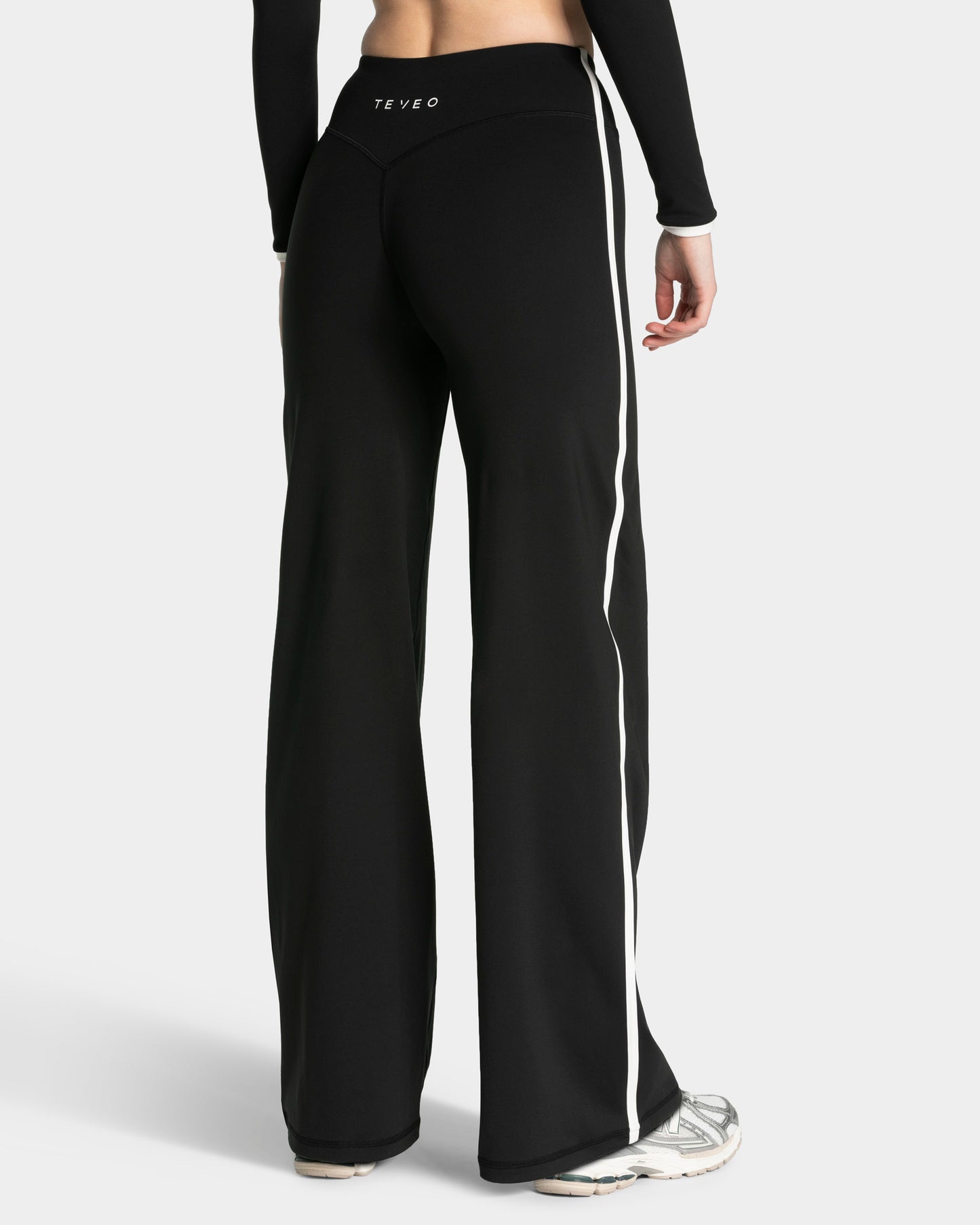 Soft Straight Leg Trousers – Tall ‘Black’