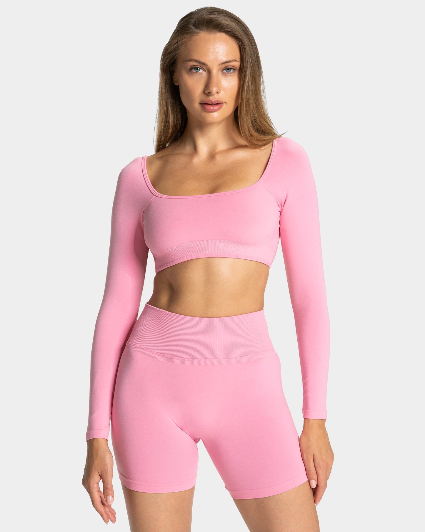 Femme Backless Long Sleeve ‘Pink’