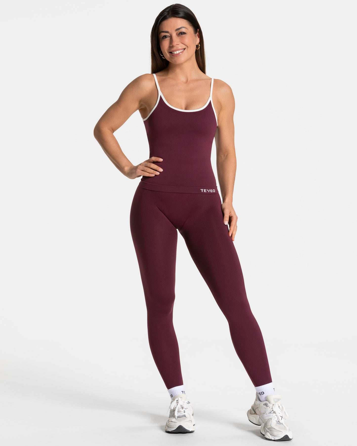 Contrastline Cami Top ‘Plum’