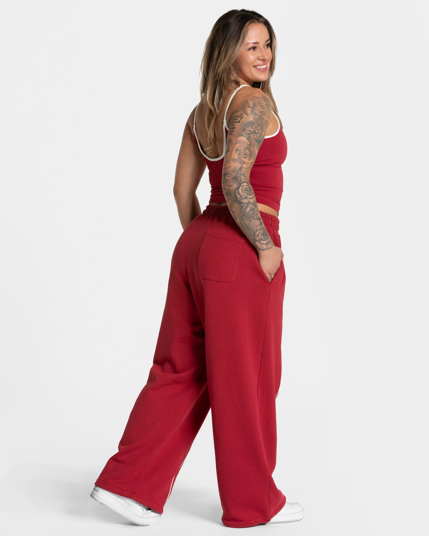 Contrastline Wide Leg Joggers ‘Cherry’