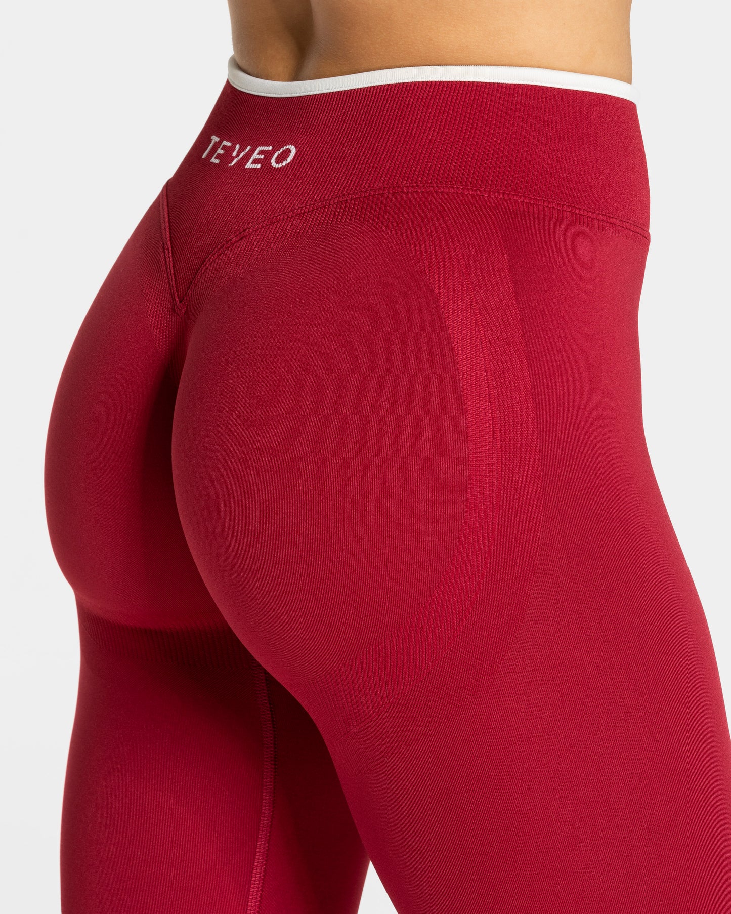 Contrastline Sculpt Scrunch Leggings ‘Cherry’