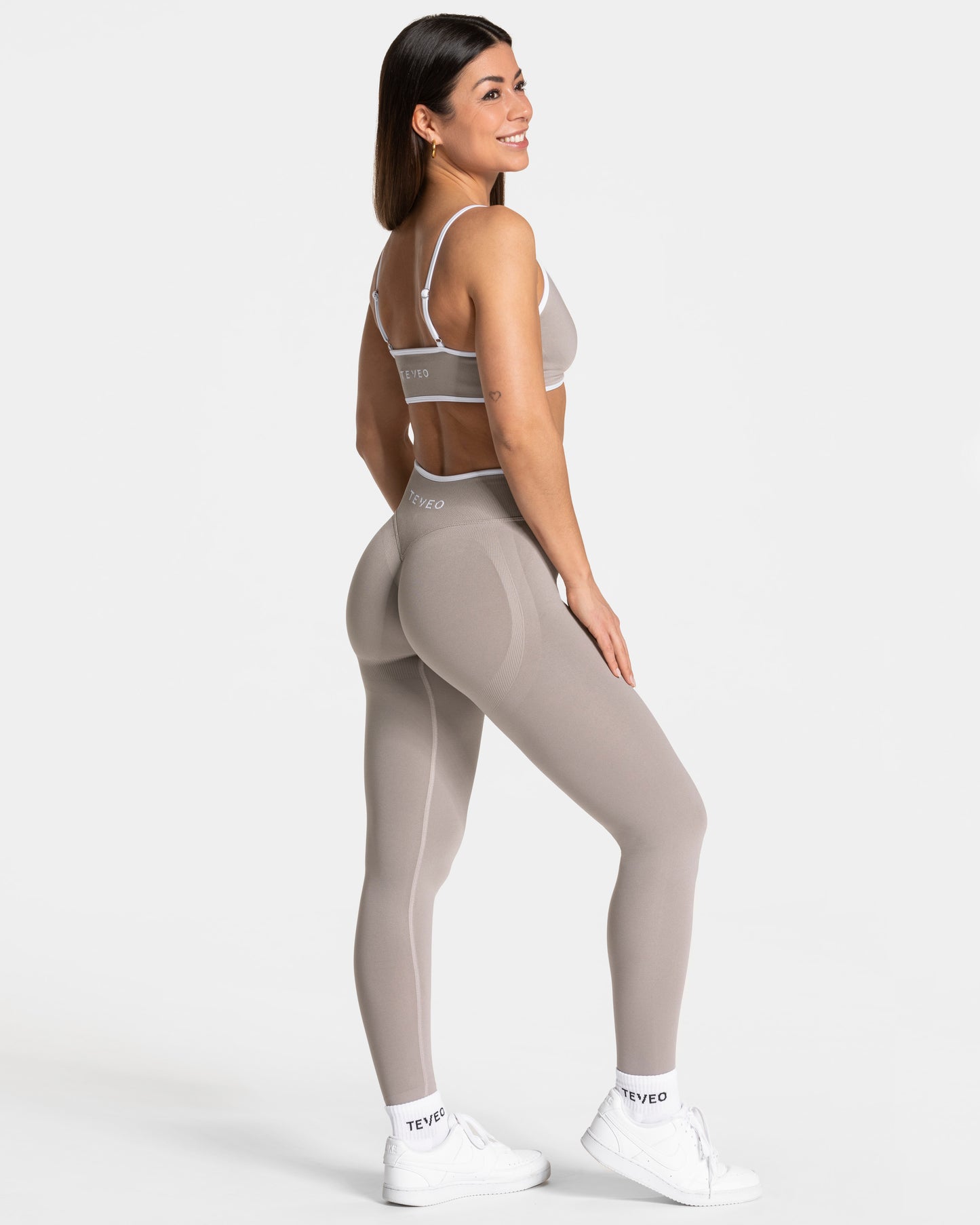 Contrastline Sculpt Scrunch Leggings "Stone"